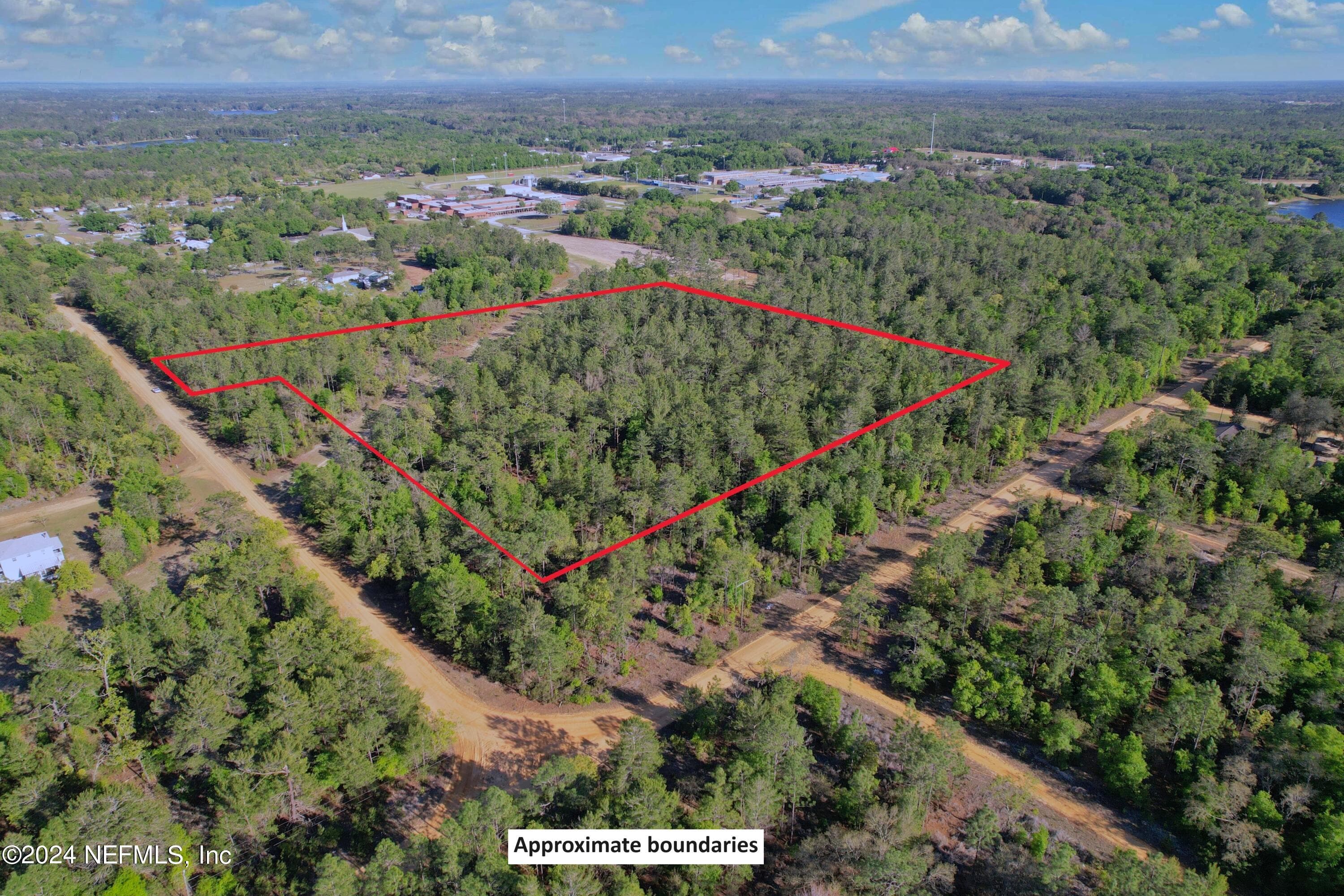 00 NEW YORK Street, Interlachen, FL 32148, Interlachen — exterior