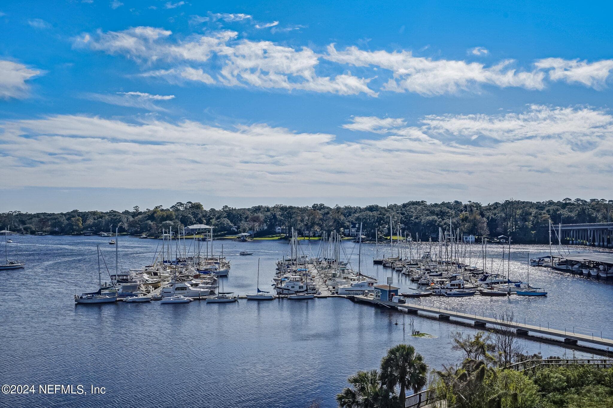 4401 LAKESIDE Drive 903, Jacksonville — exterior