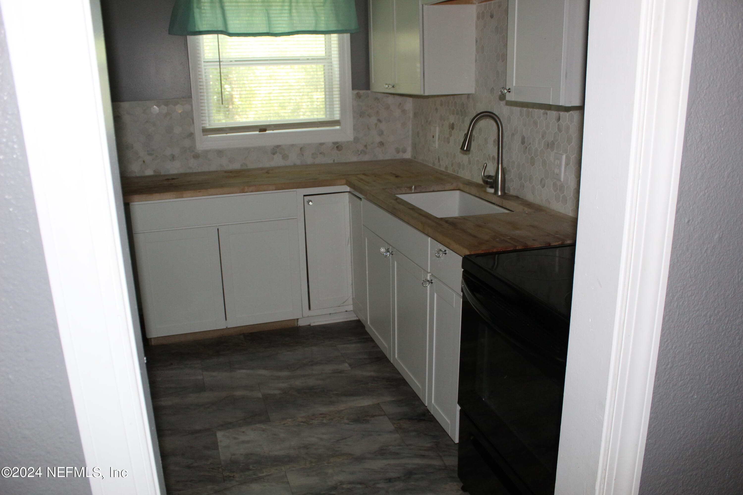 3412 ROCKWOOD Drive, Jacksonville, FL 32254, Jacksonville — photo 2