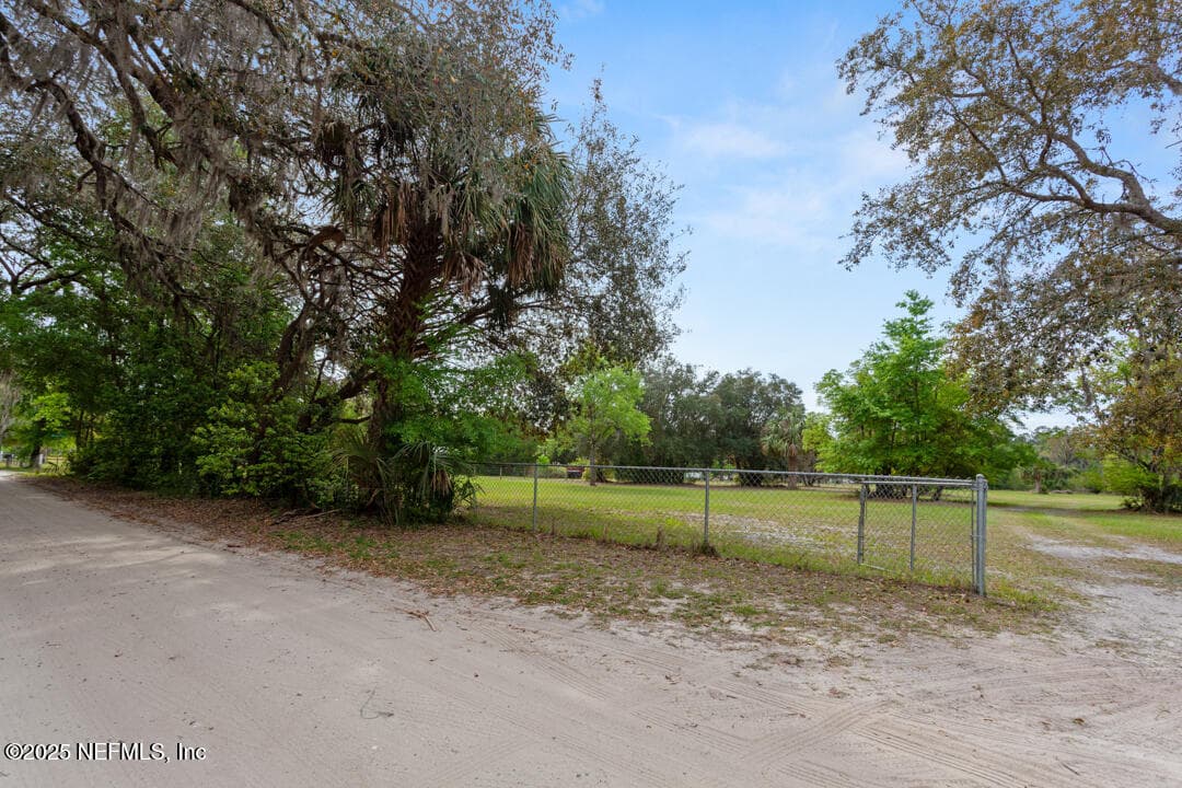 1017 OLD GAINESVILLE Highway, Interlachen, FL 32148, Interlachen — photo 2