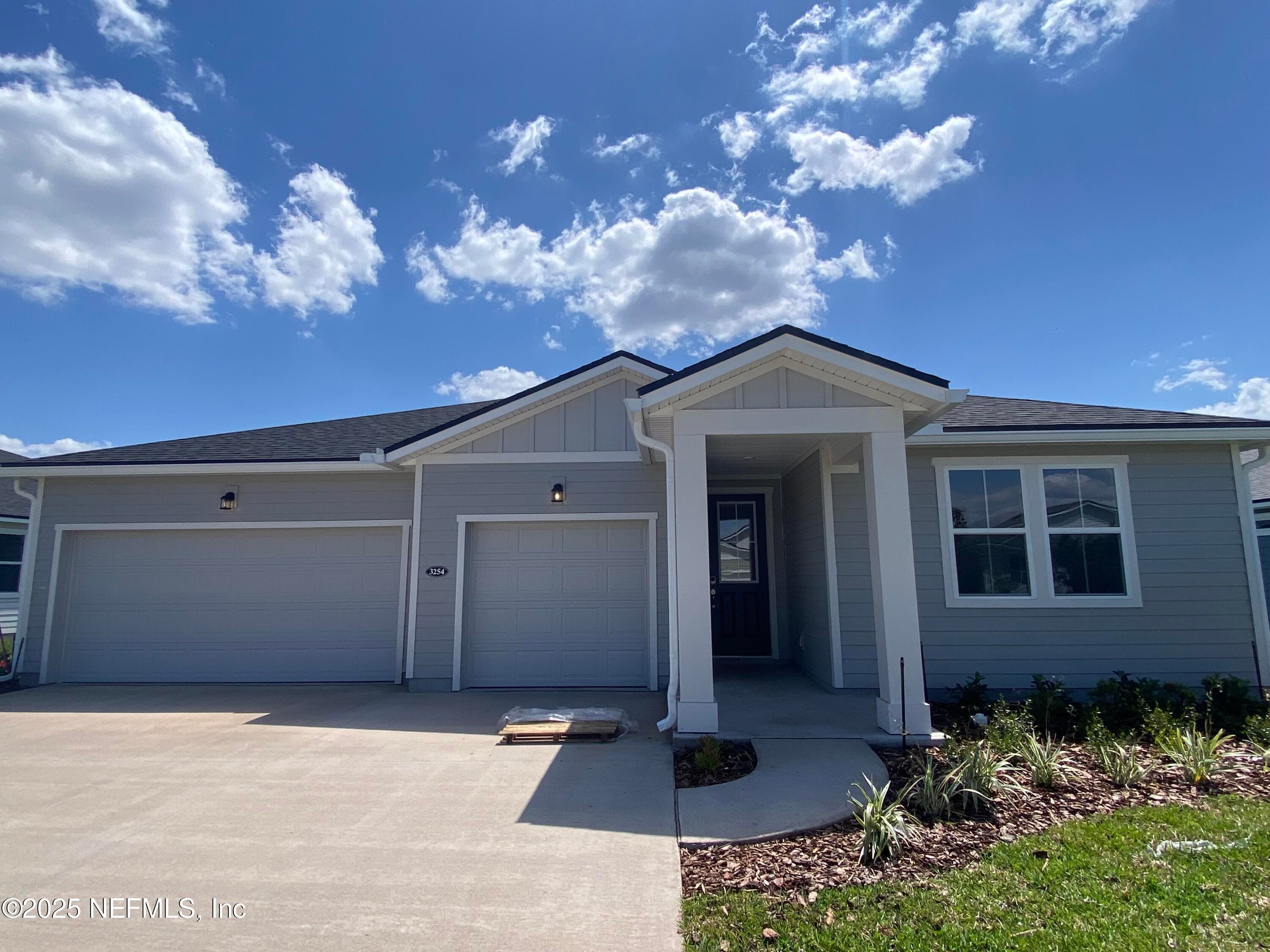 3254 LAGO VISTA Drive, Green Cove Springs — exterior