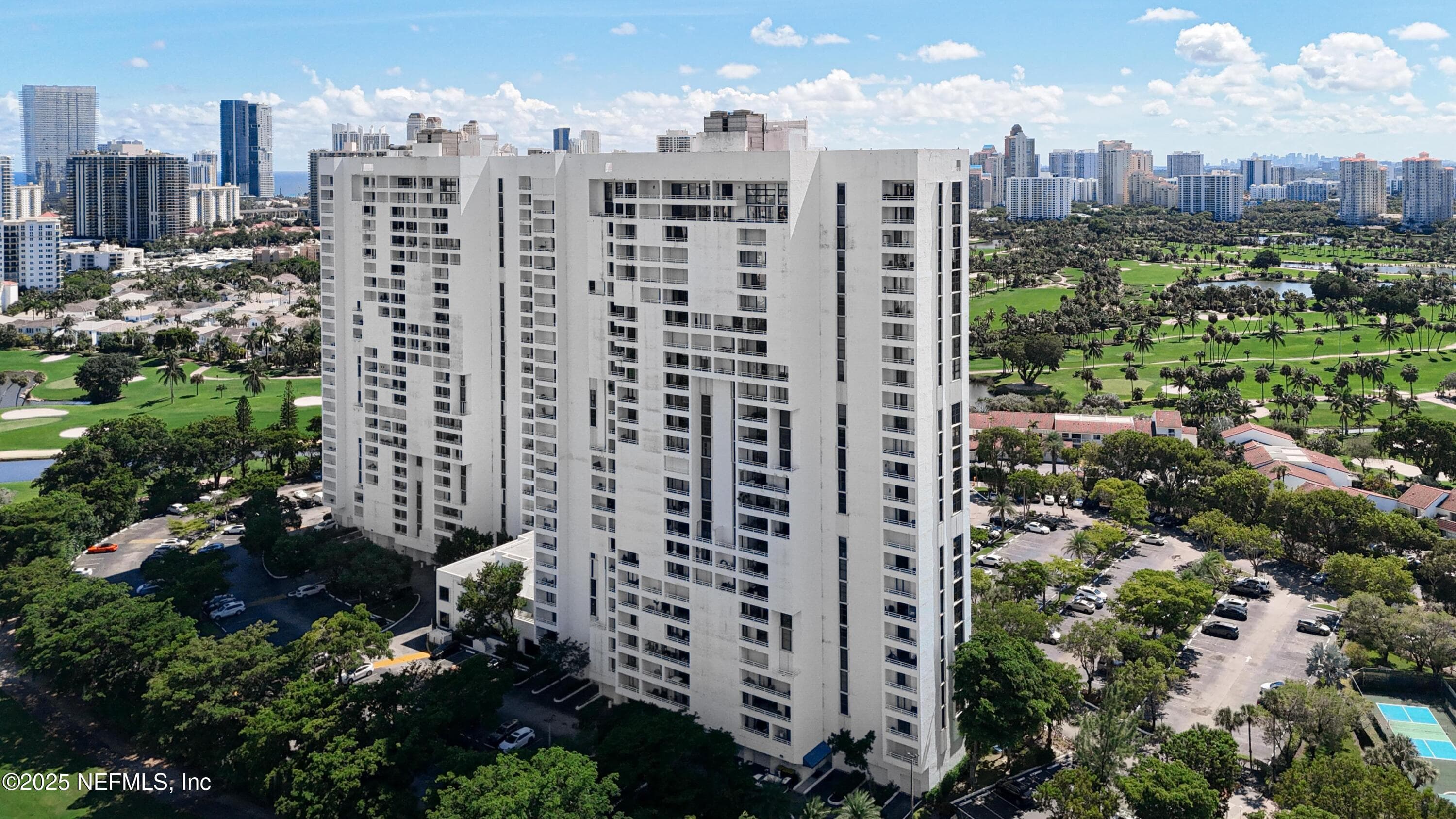 20225 NE 34TH Court 817, Miami — photo 3