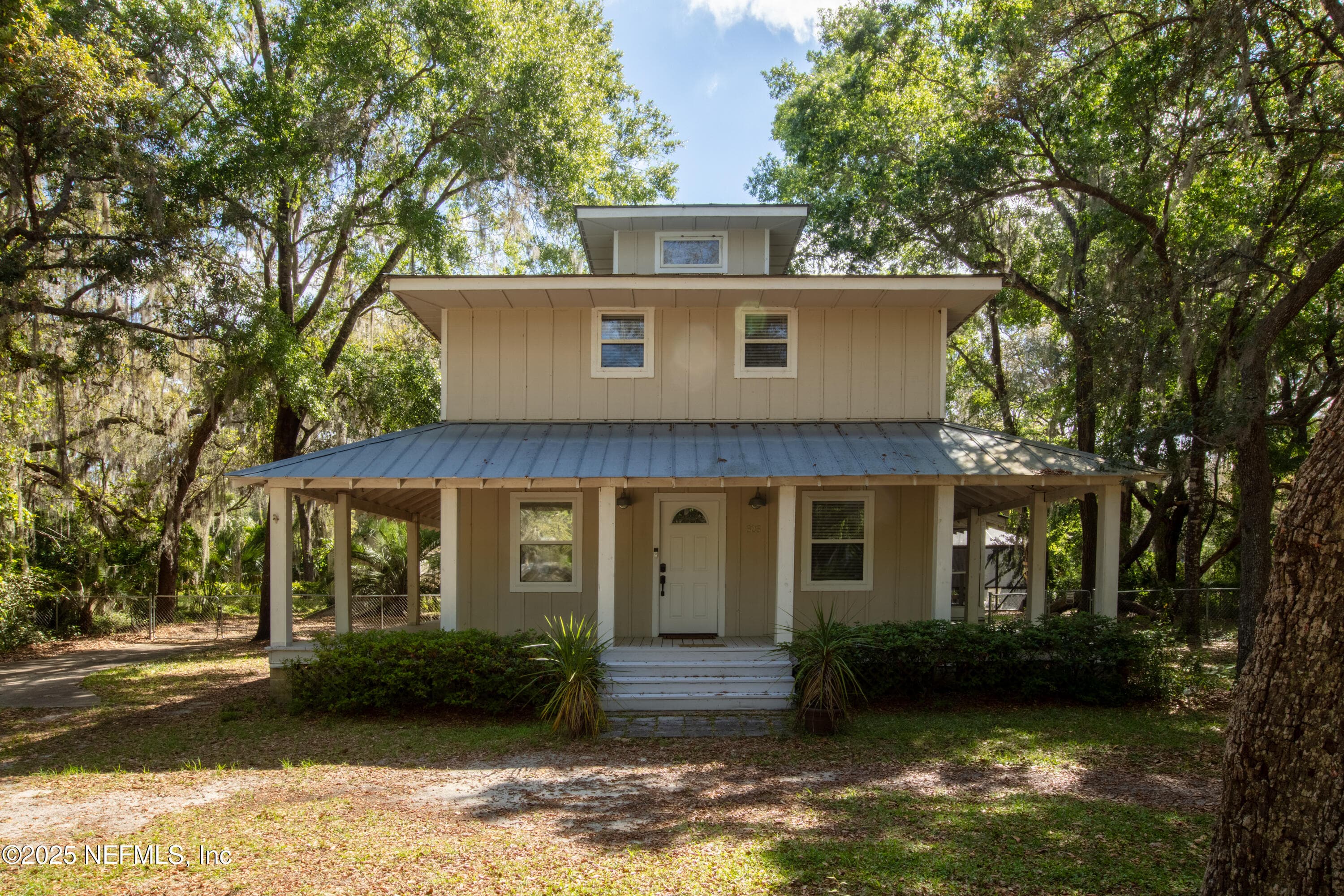 303 SE 3RD Avenue, Melrose, FL 32666, Melrose — exterior