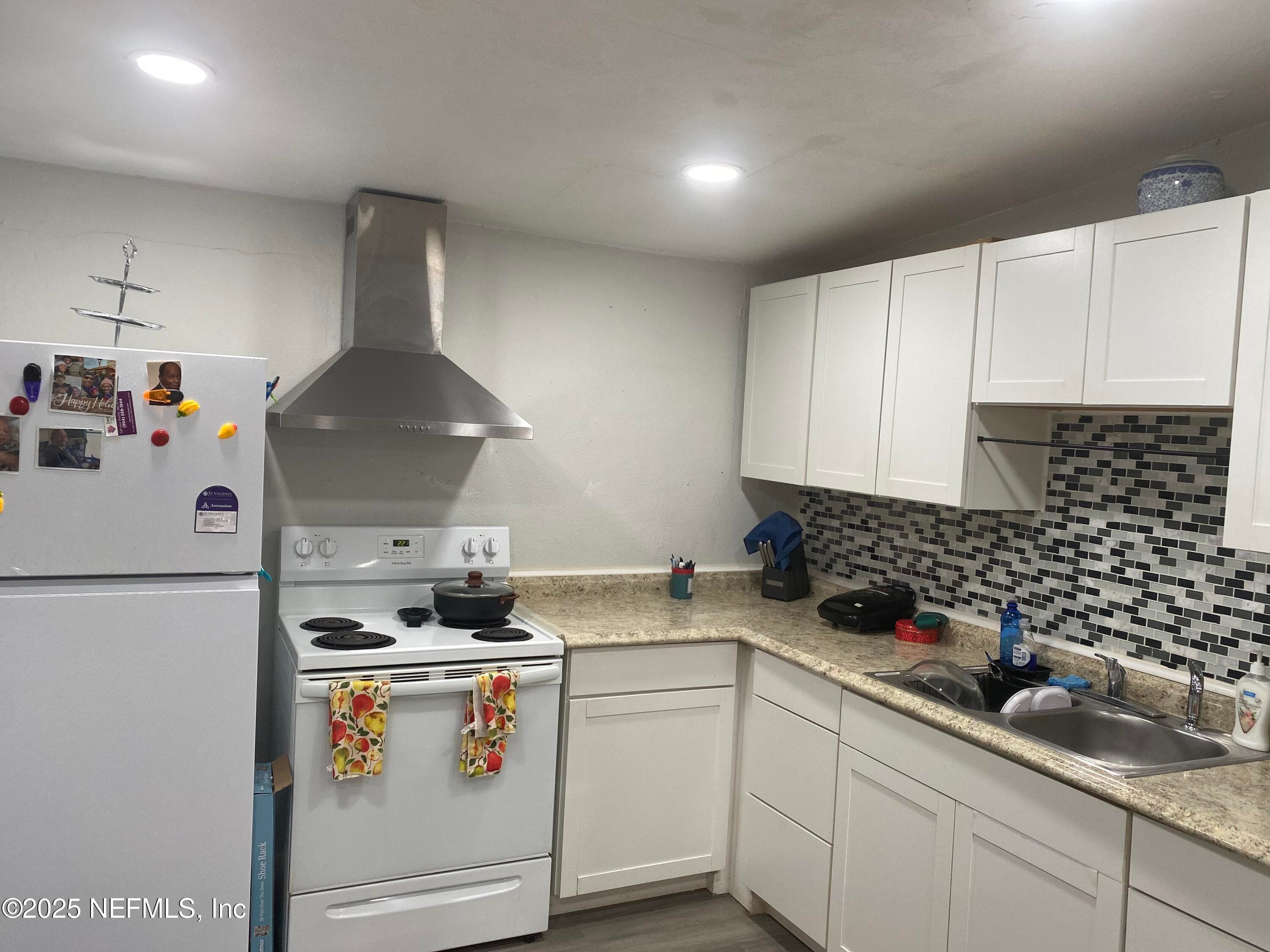 2552 SPIREA Street, Jacksonville — exterior