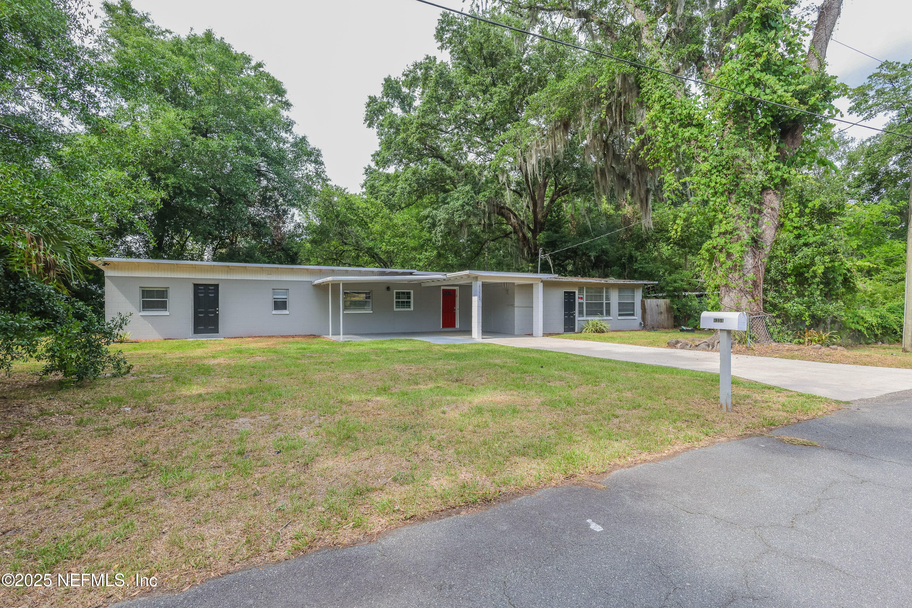 6351 FABIAN Drive, Jacksonville — photo 2