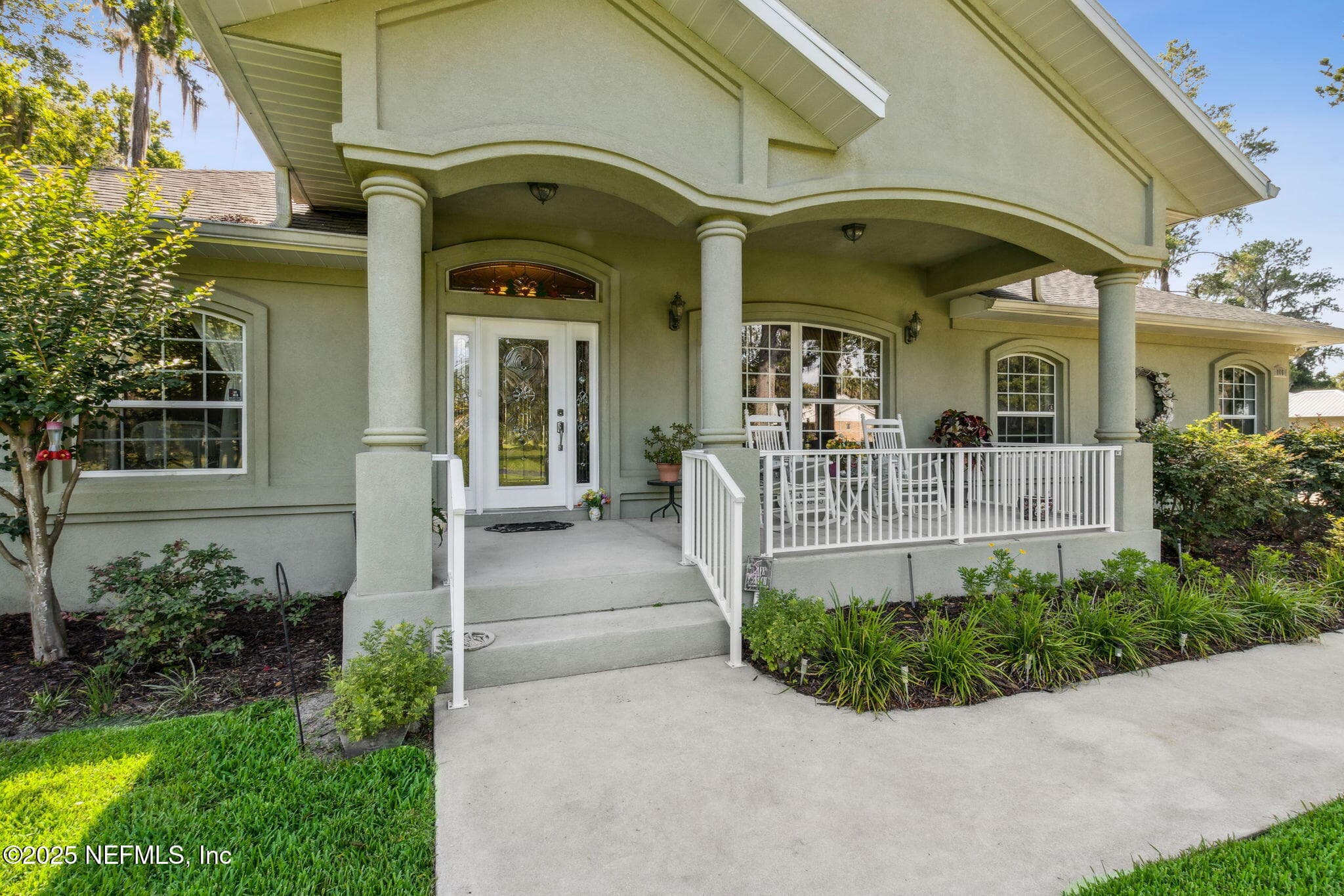 166 MOUNT ROYAL Avenue, Crescent City — photo 2