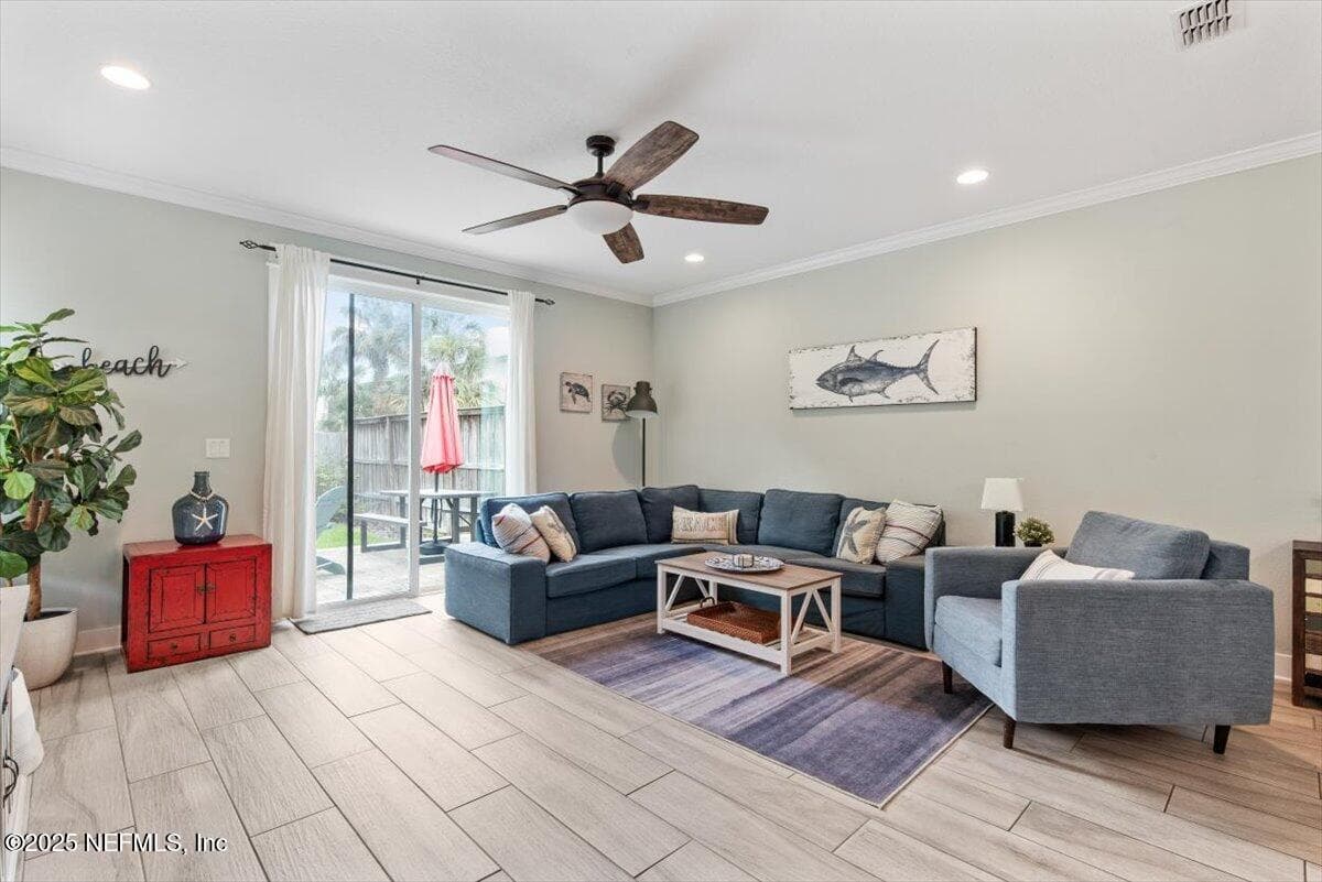 231 10TH Avenue S, Jacksonville Beach, FL 32250, Jacksonville Beach — photo 2