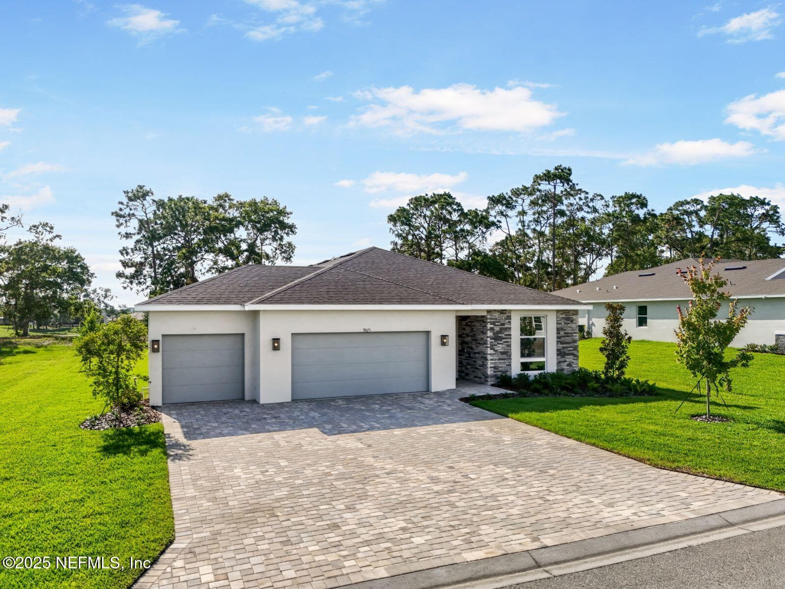 9071 PLAYERS Drive, Weeki Wachee — exterior