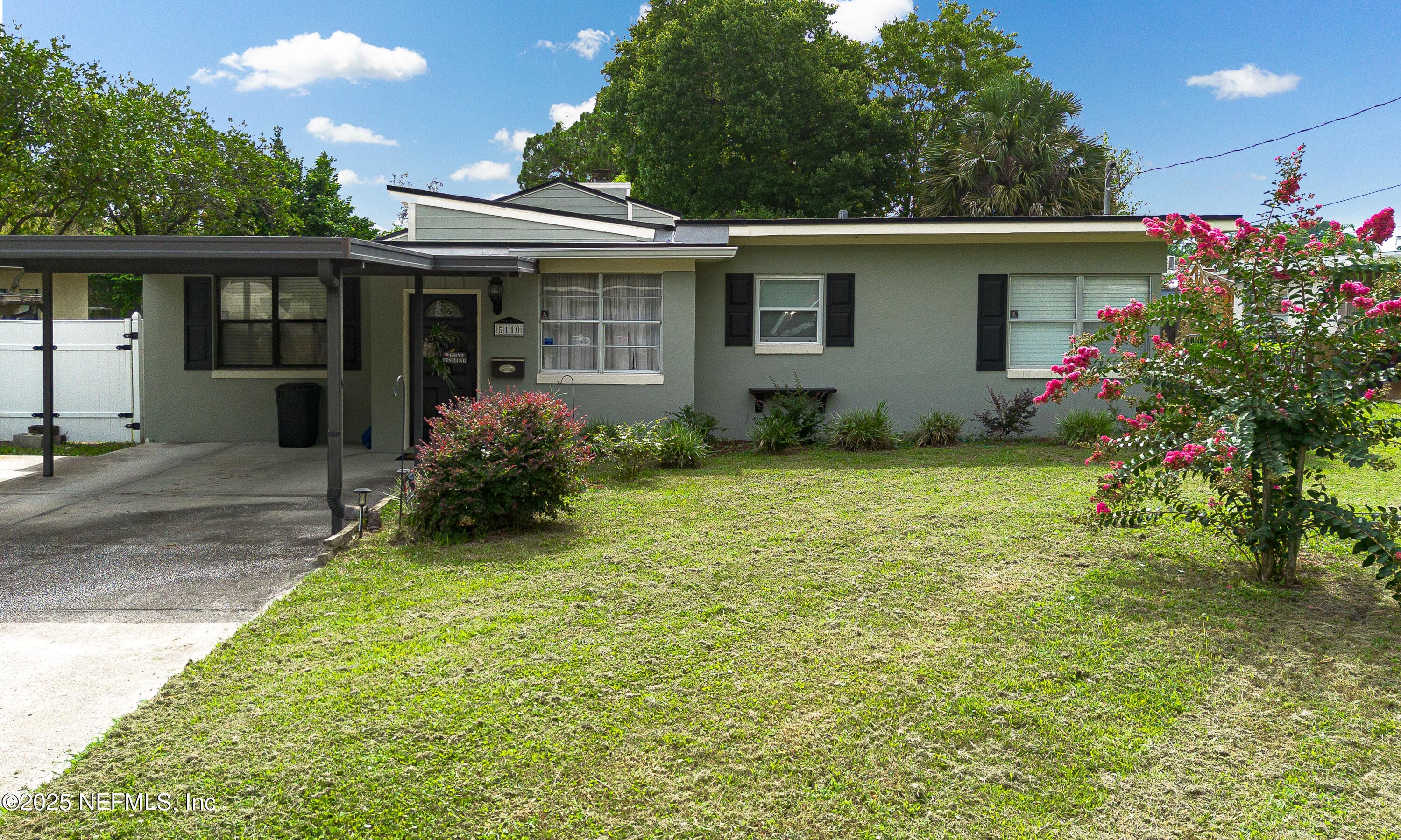5110 JANICE Circle E, Jacksonville — exterior