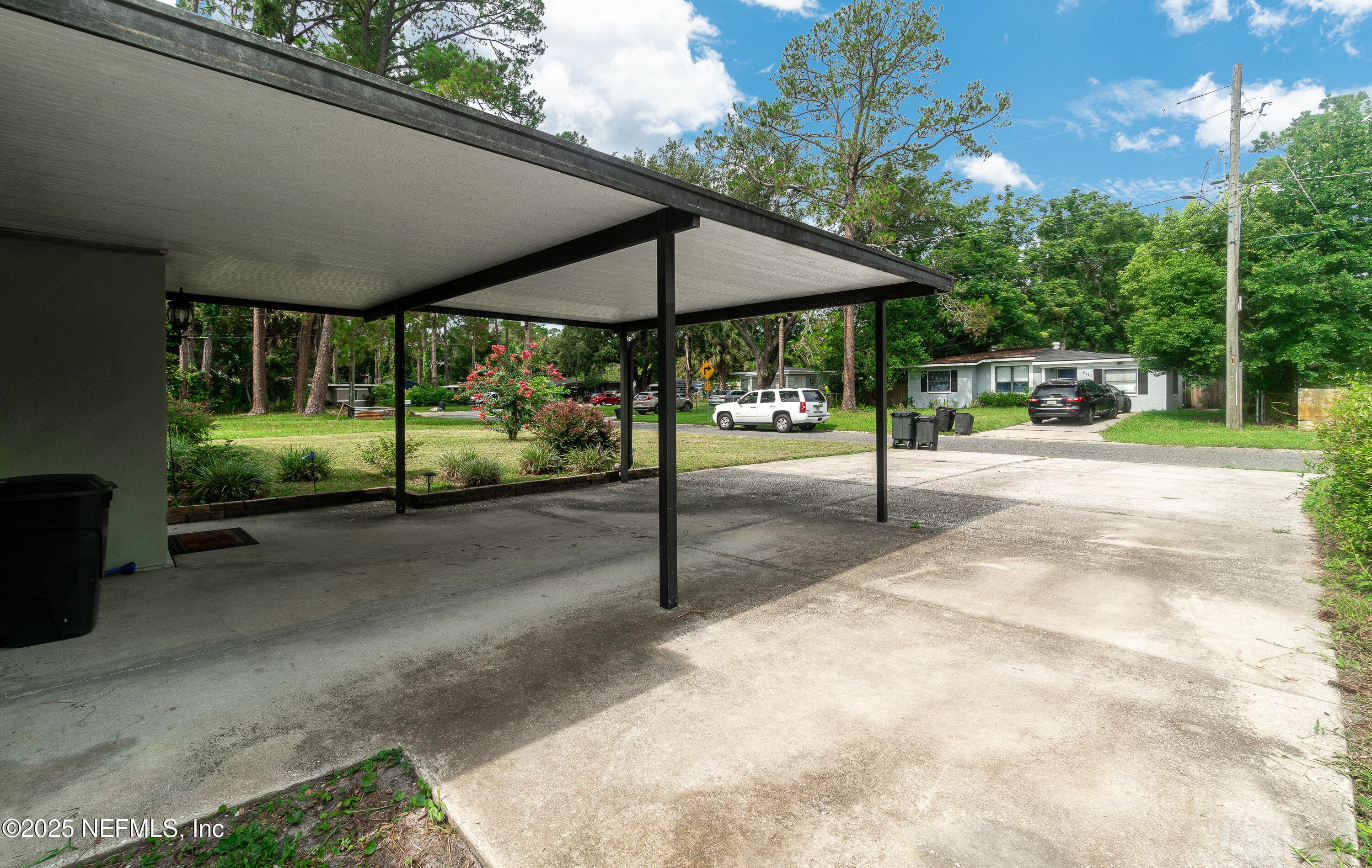 5110 JANICE Circle E, Jacksonville — photo 2