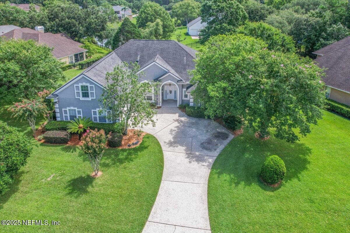 9927 CHELSEA LAKE Road, Jacksonville — exterior