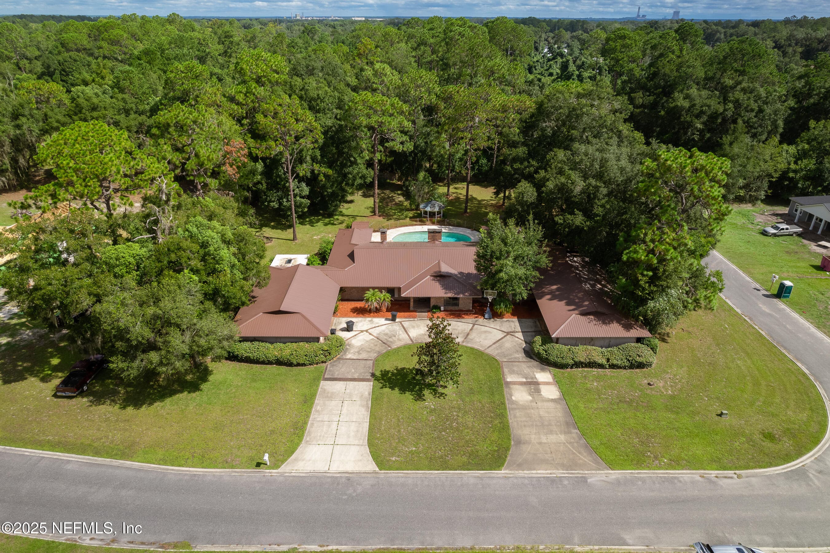 188 ESTATES Drive, Palatka — exterior