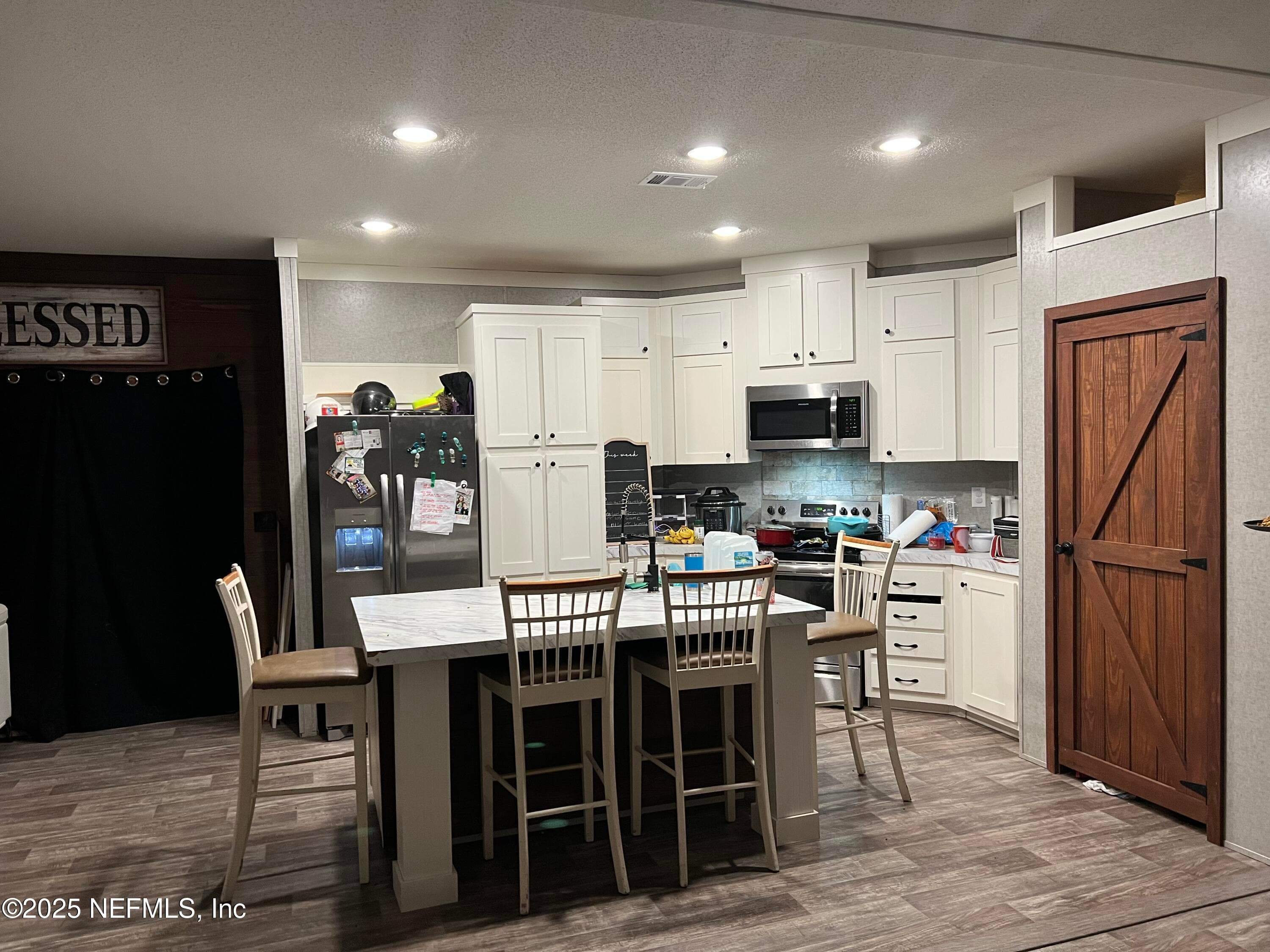 118 LARIAT Drive, Florahome — exterior