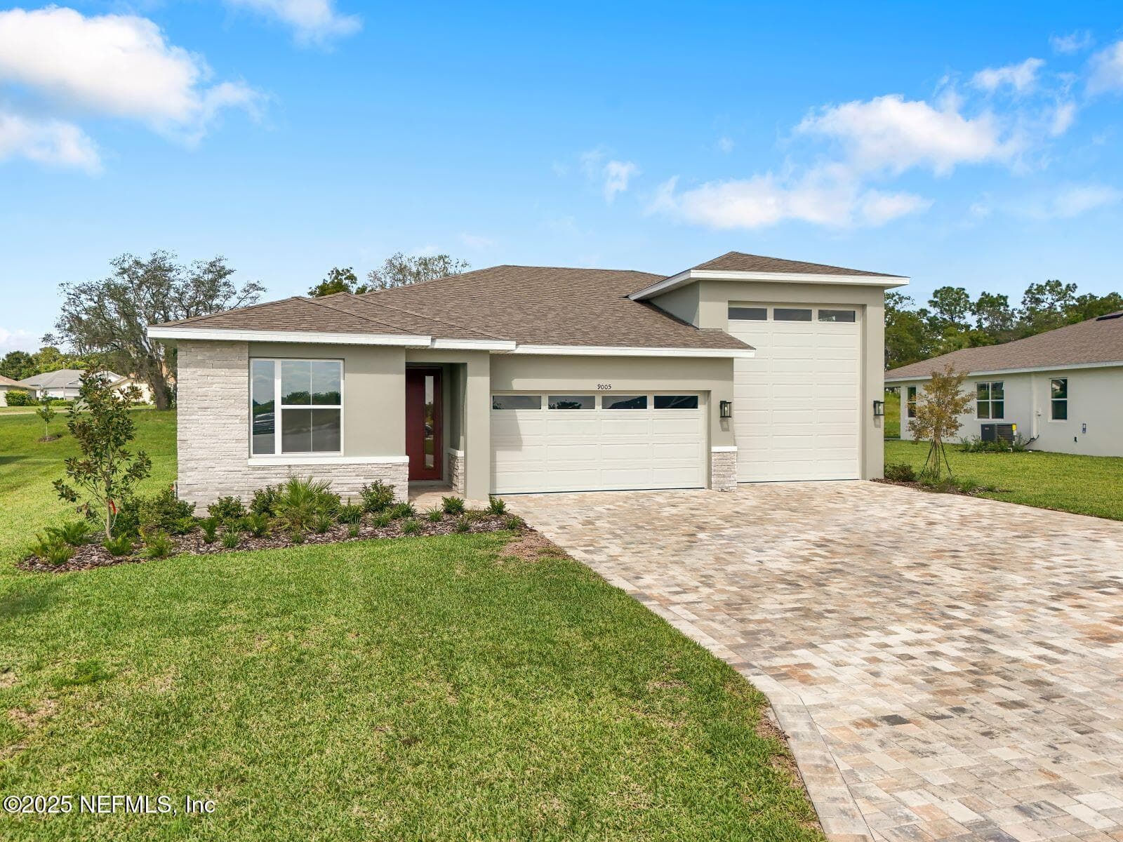 9005 PLAYERS Drive, Weeki Wachee — exterior