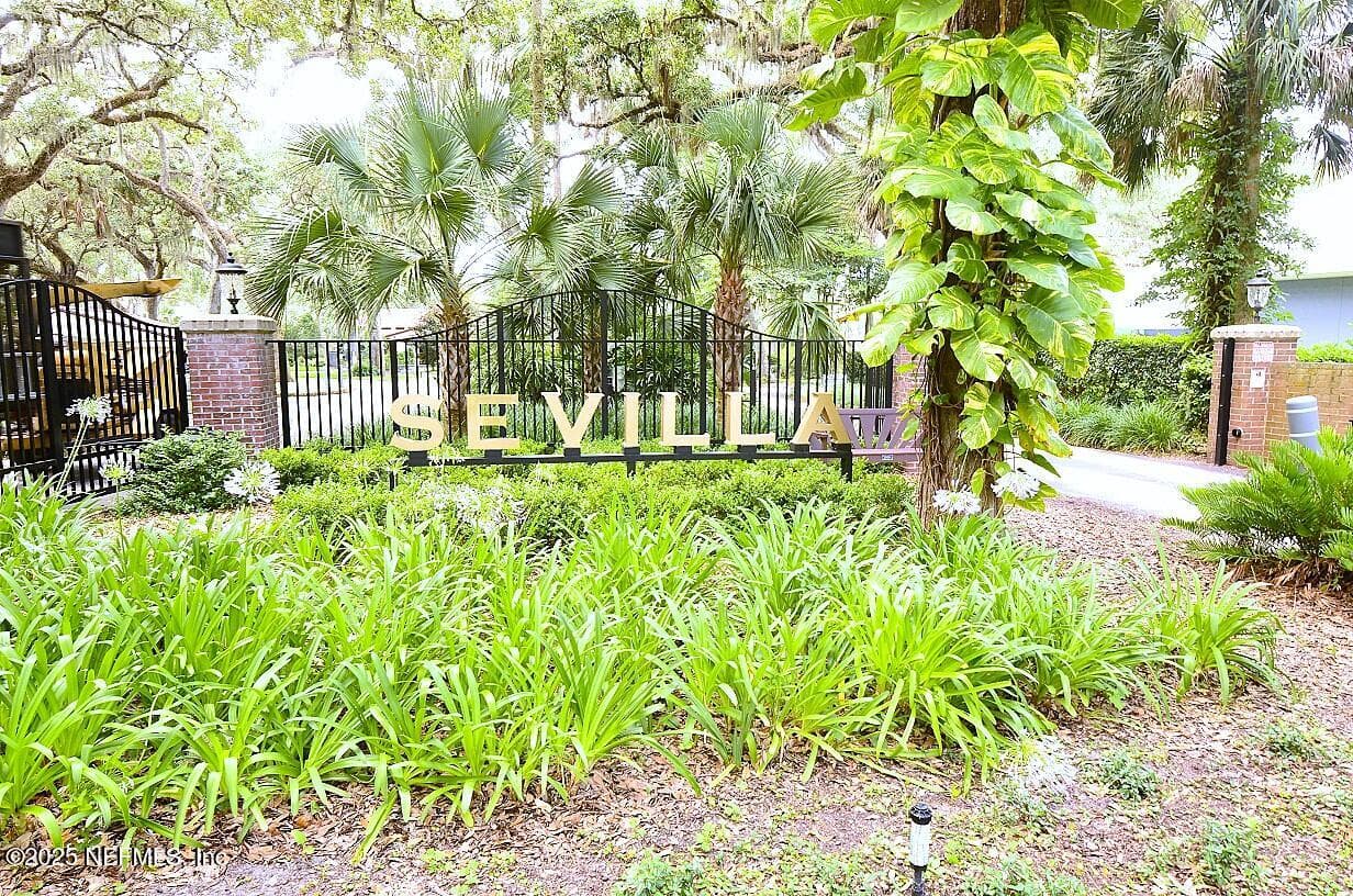 1810 SEVILLA Boulevard 202, Atlantic Beach, FL 32233, Atlantic Beach — exterior