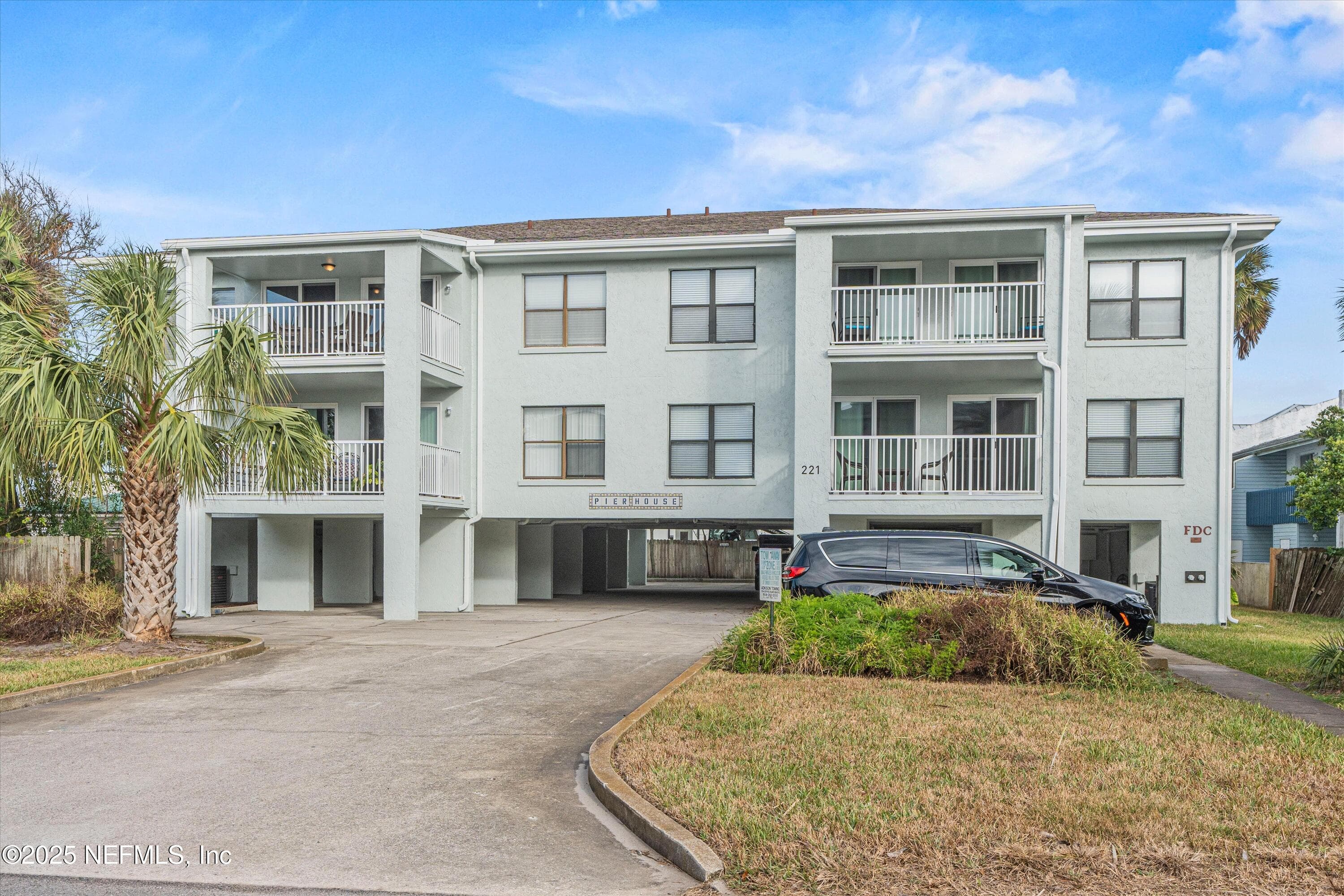221 6TH Avenue S E, Jacksonville Beach — exterior
