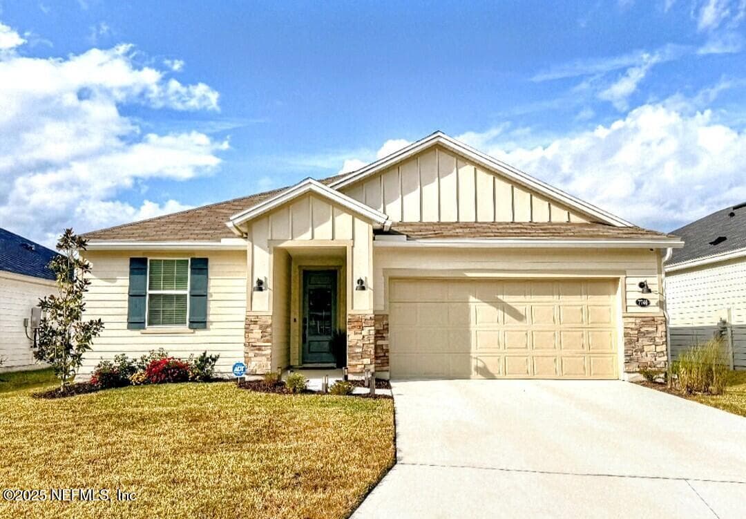 7740 DUNHILL Court, Jacksonville — exterior