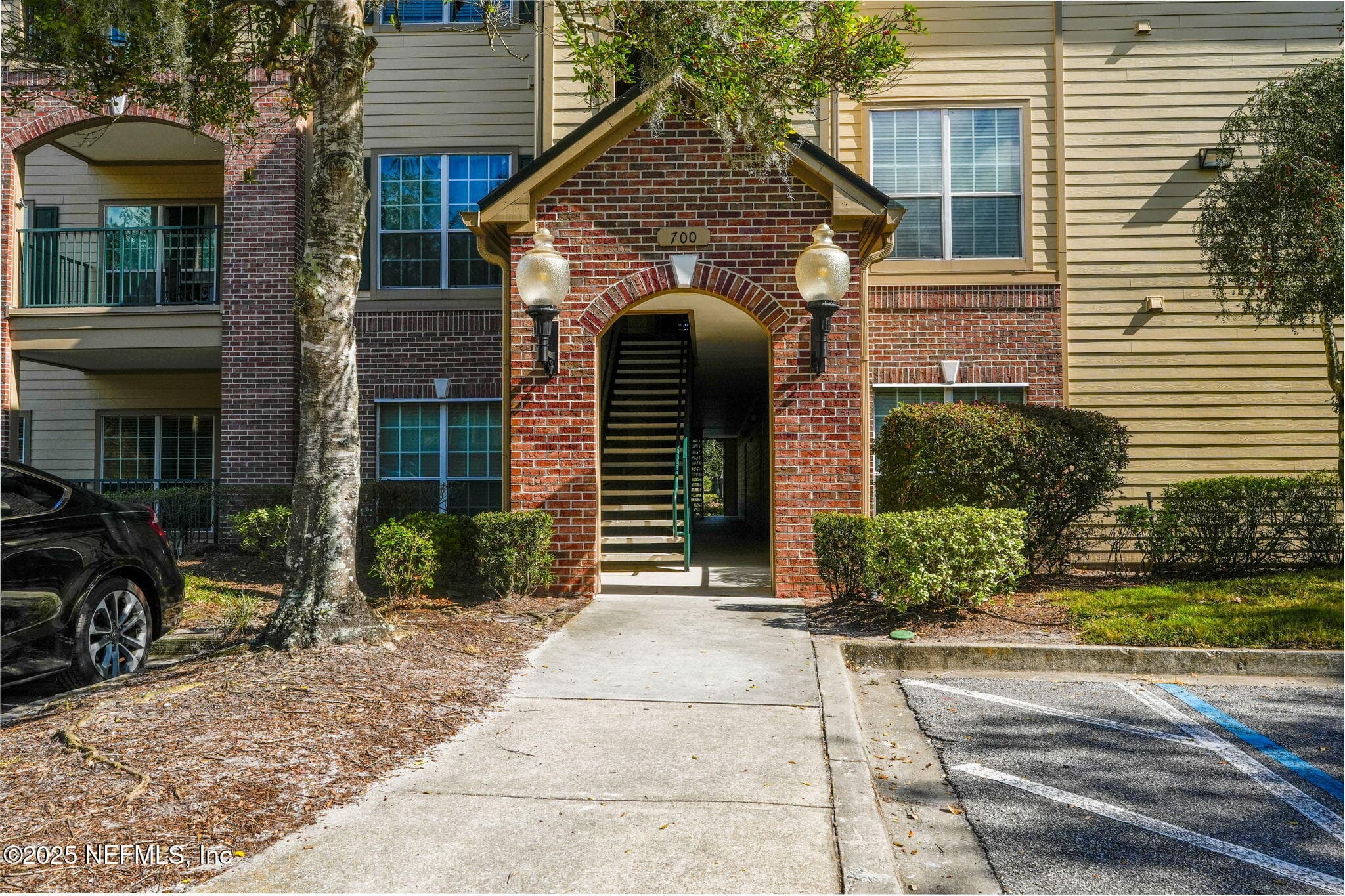 7800 POINT MEADOWS Drive 711, Jacksonville — exterior