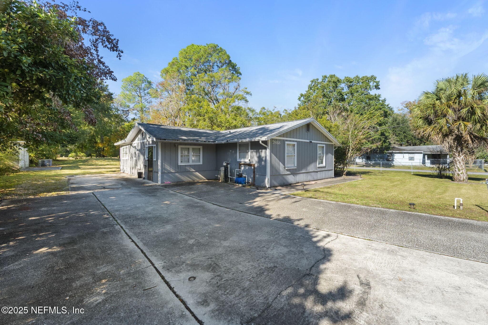 7988 WAXWING Avenue, Jacksonville — exterior