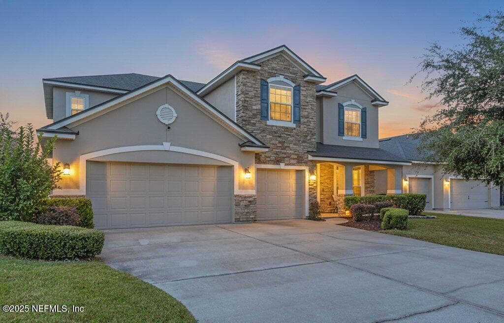 12256 SILVERTHORN Court, Jacksonville — exterior