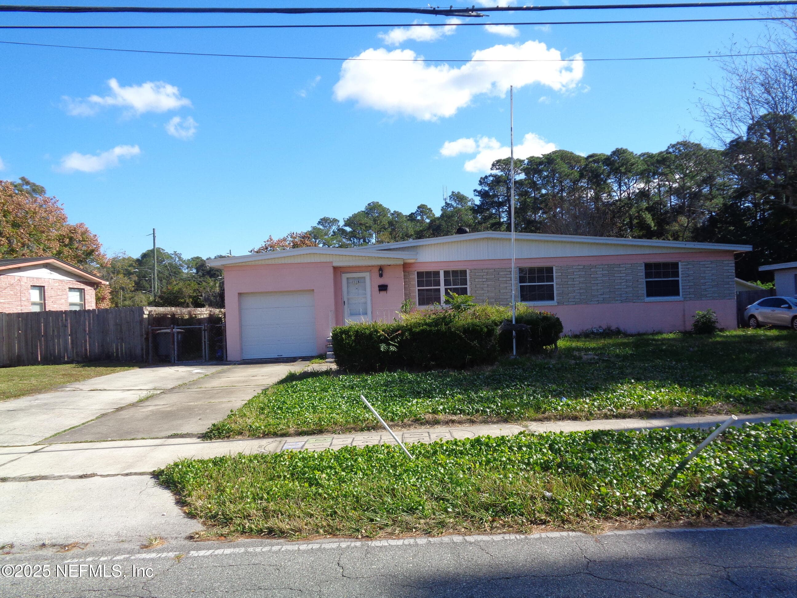 2115 EAST Road, Jacksonville, FL 32216, Jacksonville — exterior