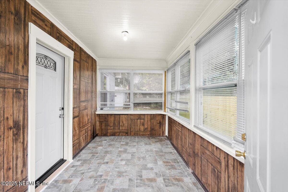 8126 PAUL JONES Drive, Jacksonville, FL 32208, Jacksonville — photo 2