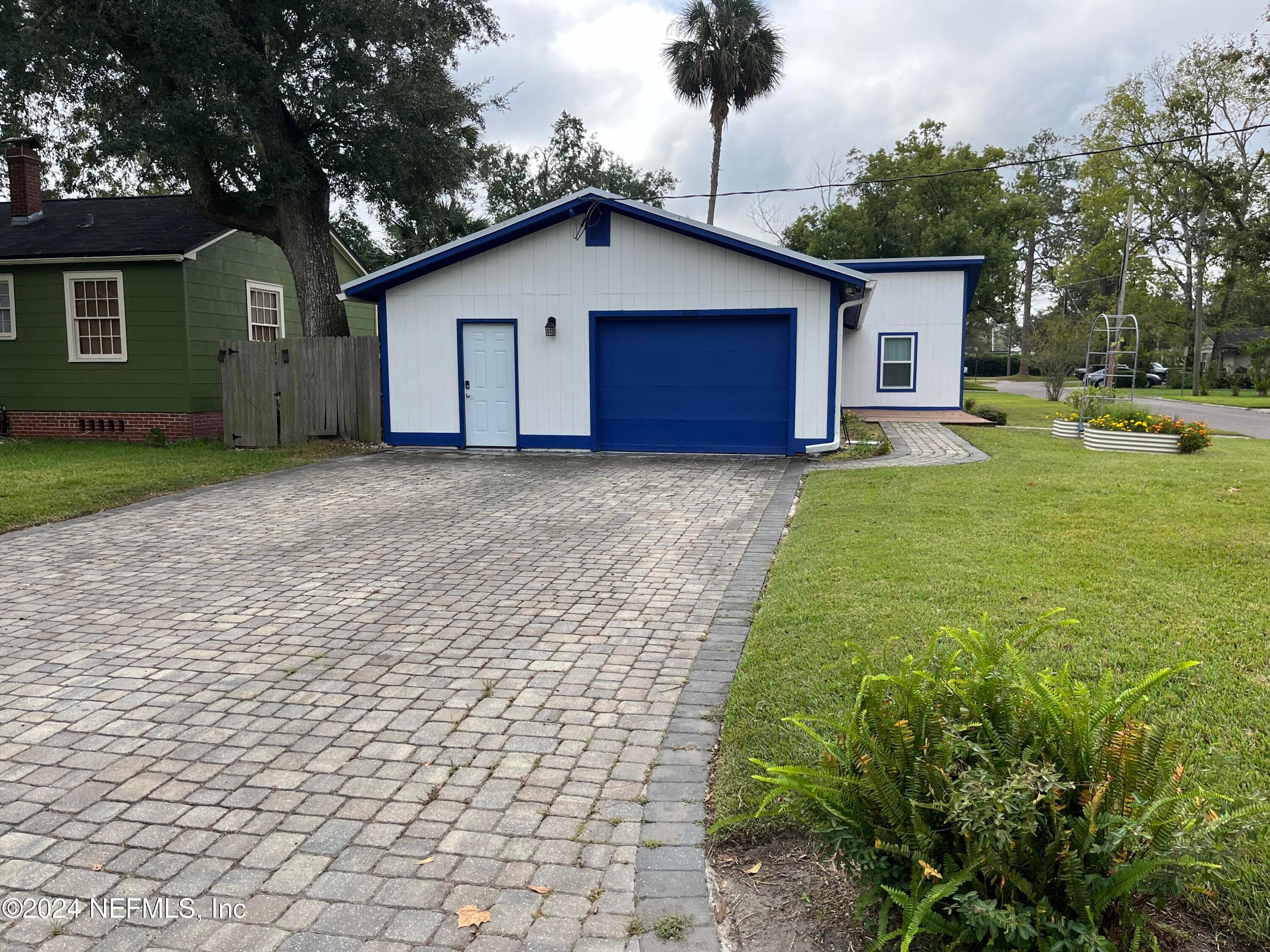3596 CYPRESS Street, Jacksonville — photo 2