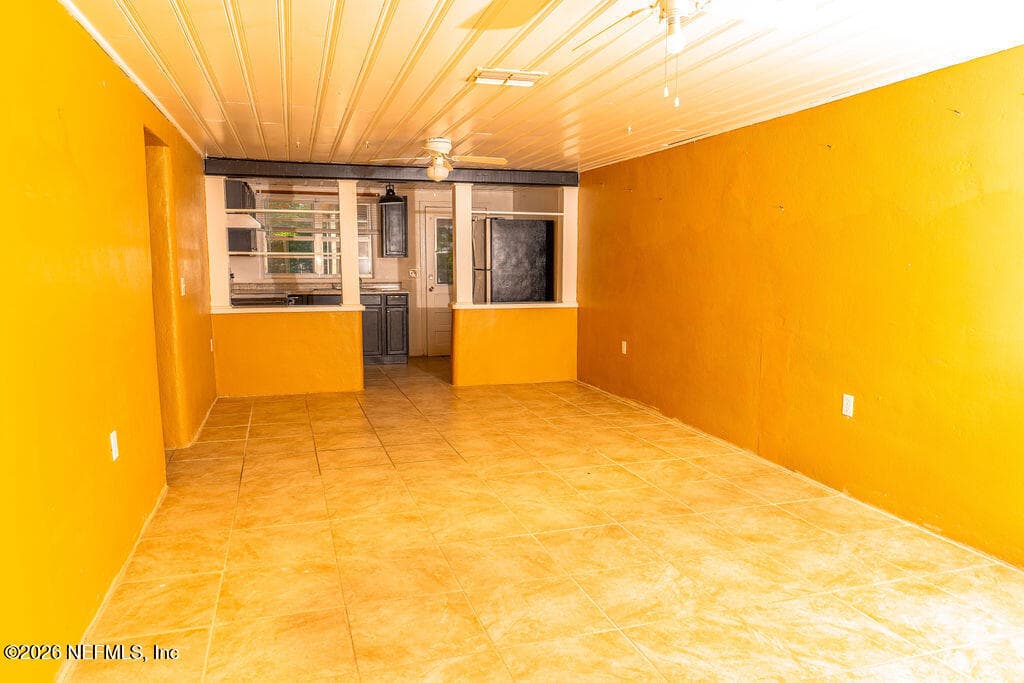 417 N BYRD Avenue 1, Avon Park, FL 33825, Avon Park — photo 2
