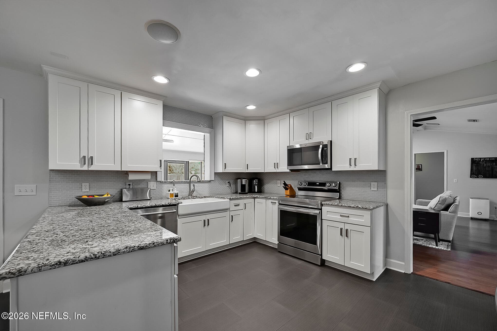 9662 TRENDLE Lane, Jacksonville — photo 3