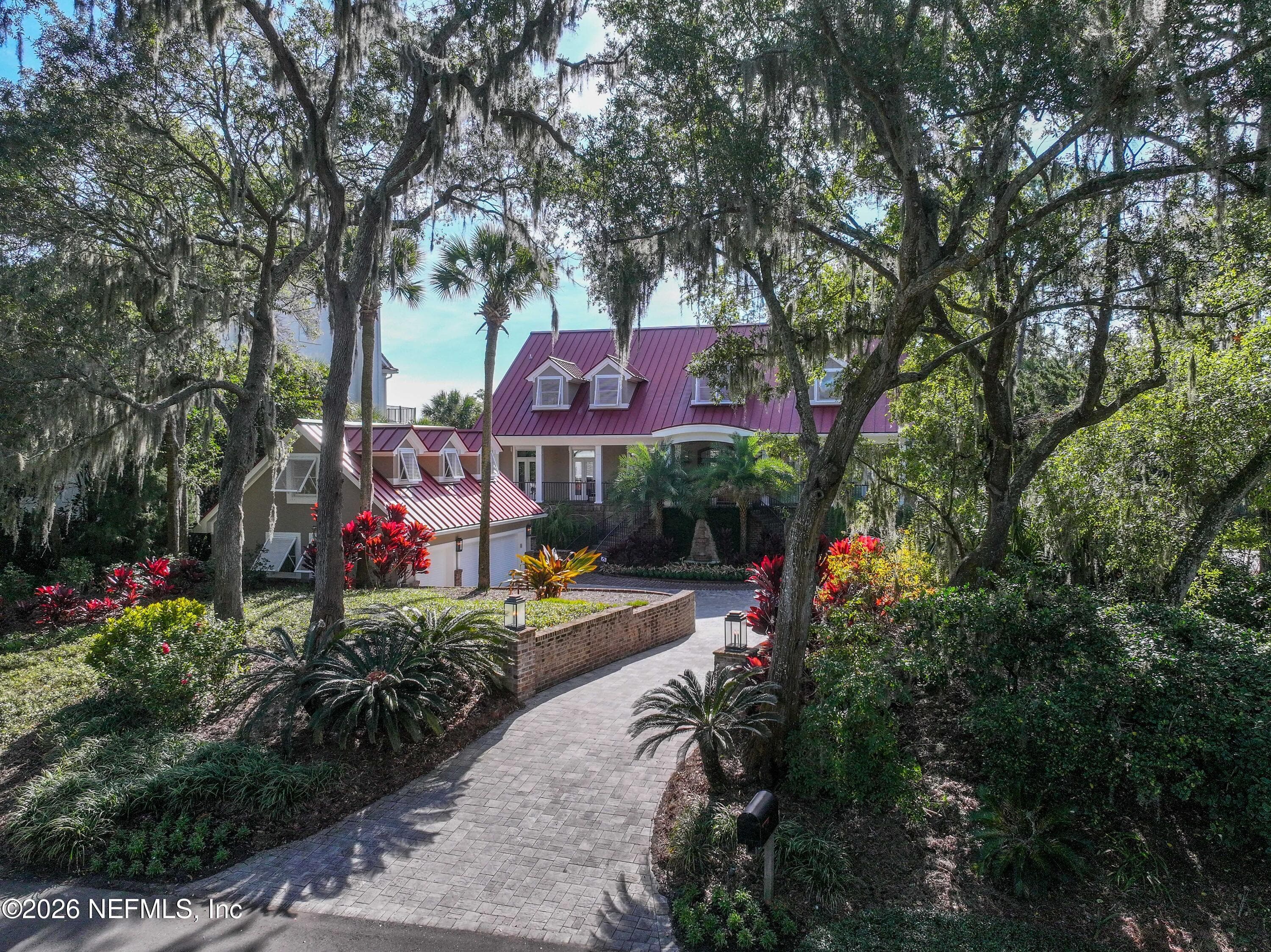 135 LONG POINT Drive, Fernandina Beach — exterior