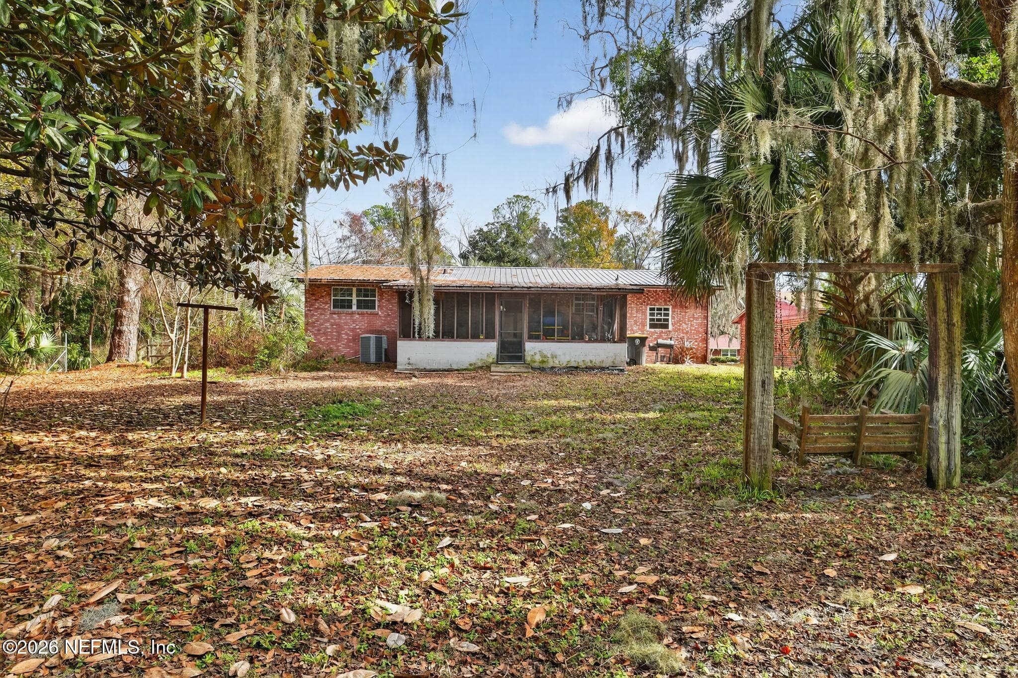 8834 CAMPHOR Drive, Jacksonville, FL 32208, Jacksonville — photo 3