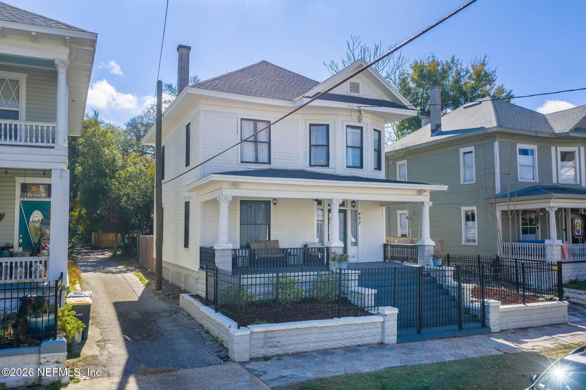 422 7TH Street W, Jacksonville — exterior