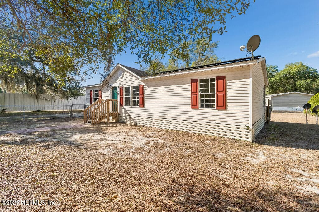 101 RIDGEWOOD Avenue, Interlachen, FL 32148, Interlachen — photo 2