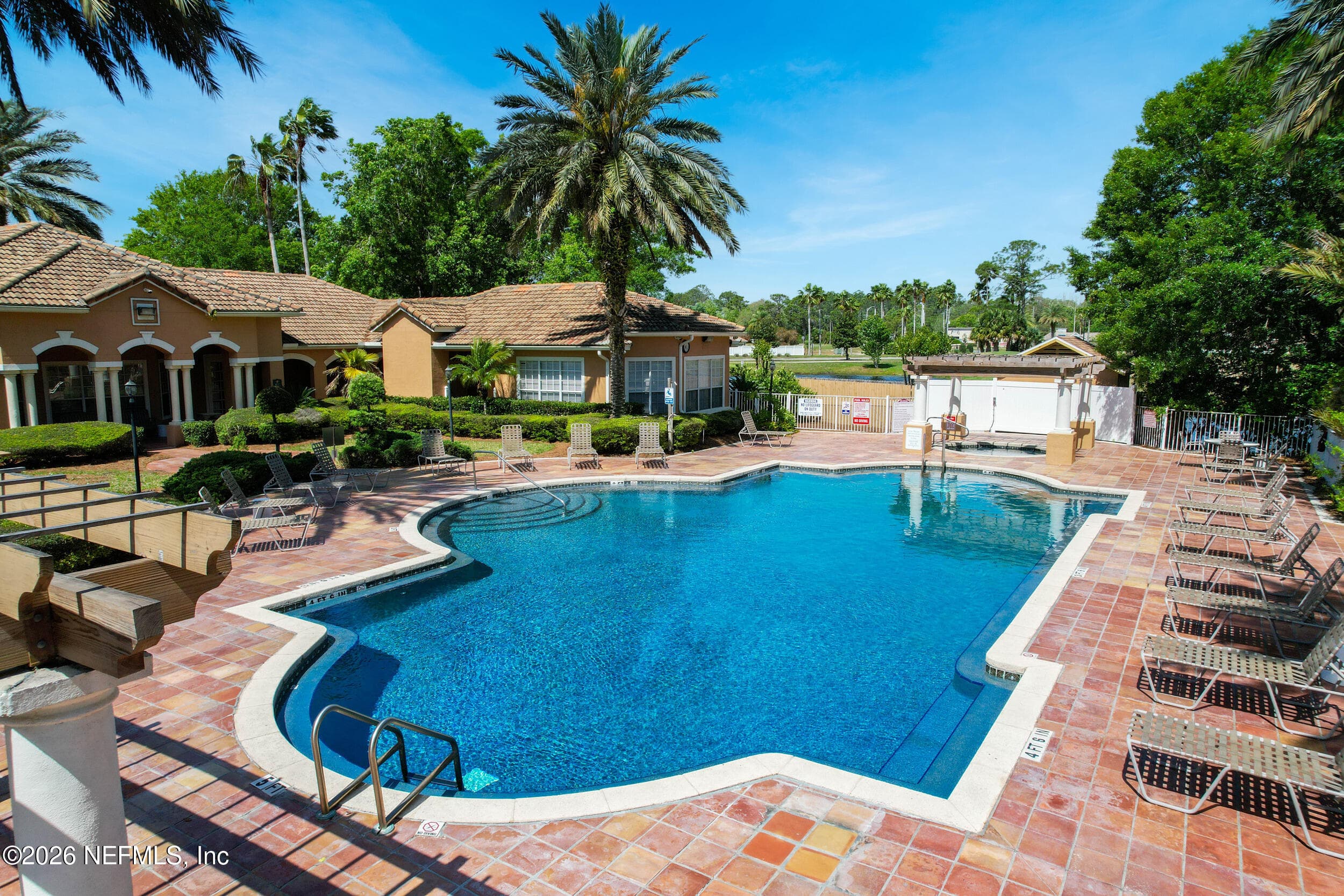 615 FAIRWAY Drive 202, St. Augustine, FL 32084, St. Augustine — exterior