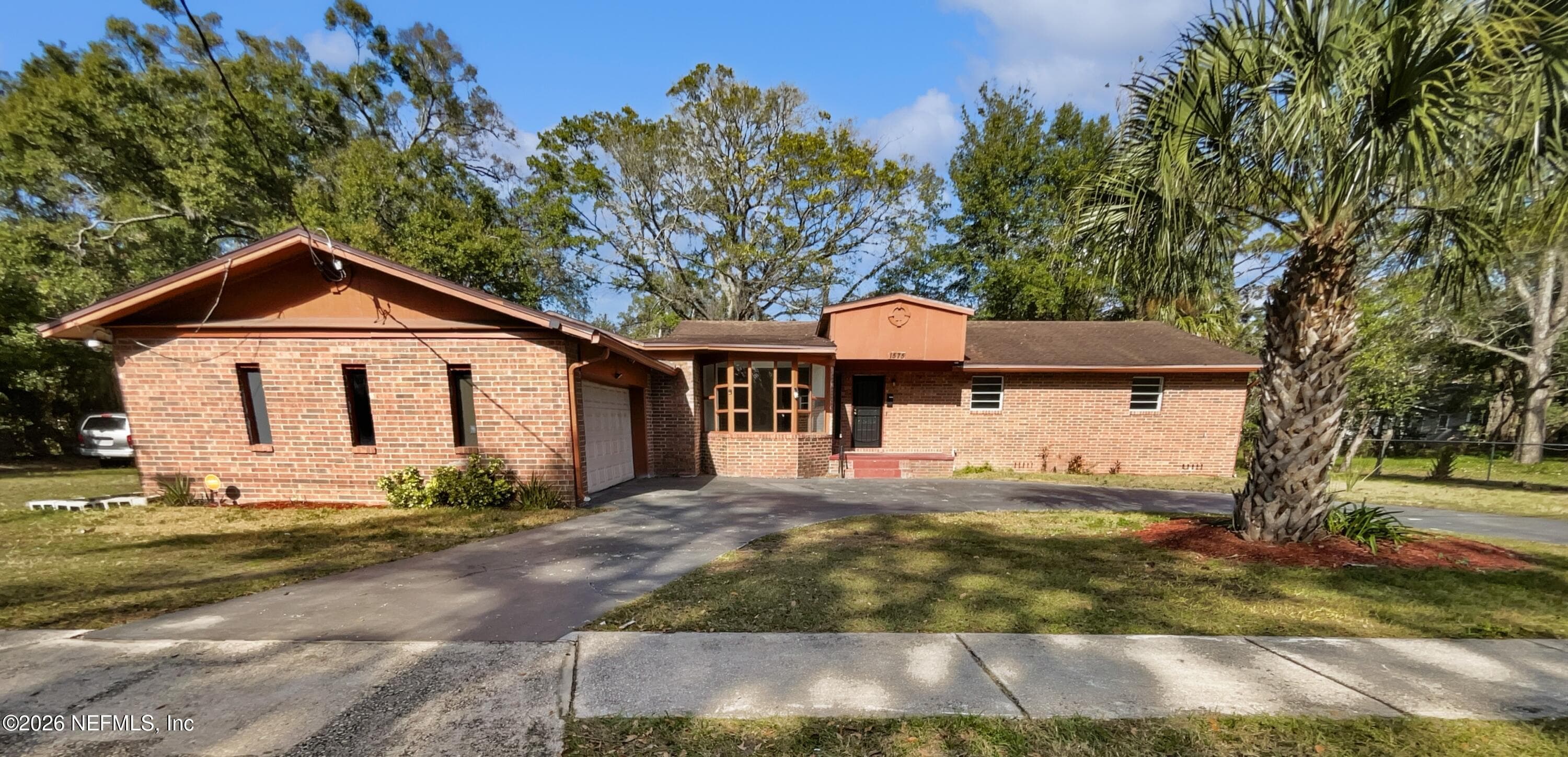 1575 W 33RD Street, Jacksonville — exterior