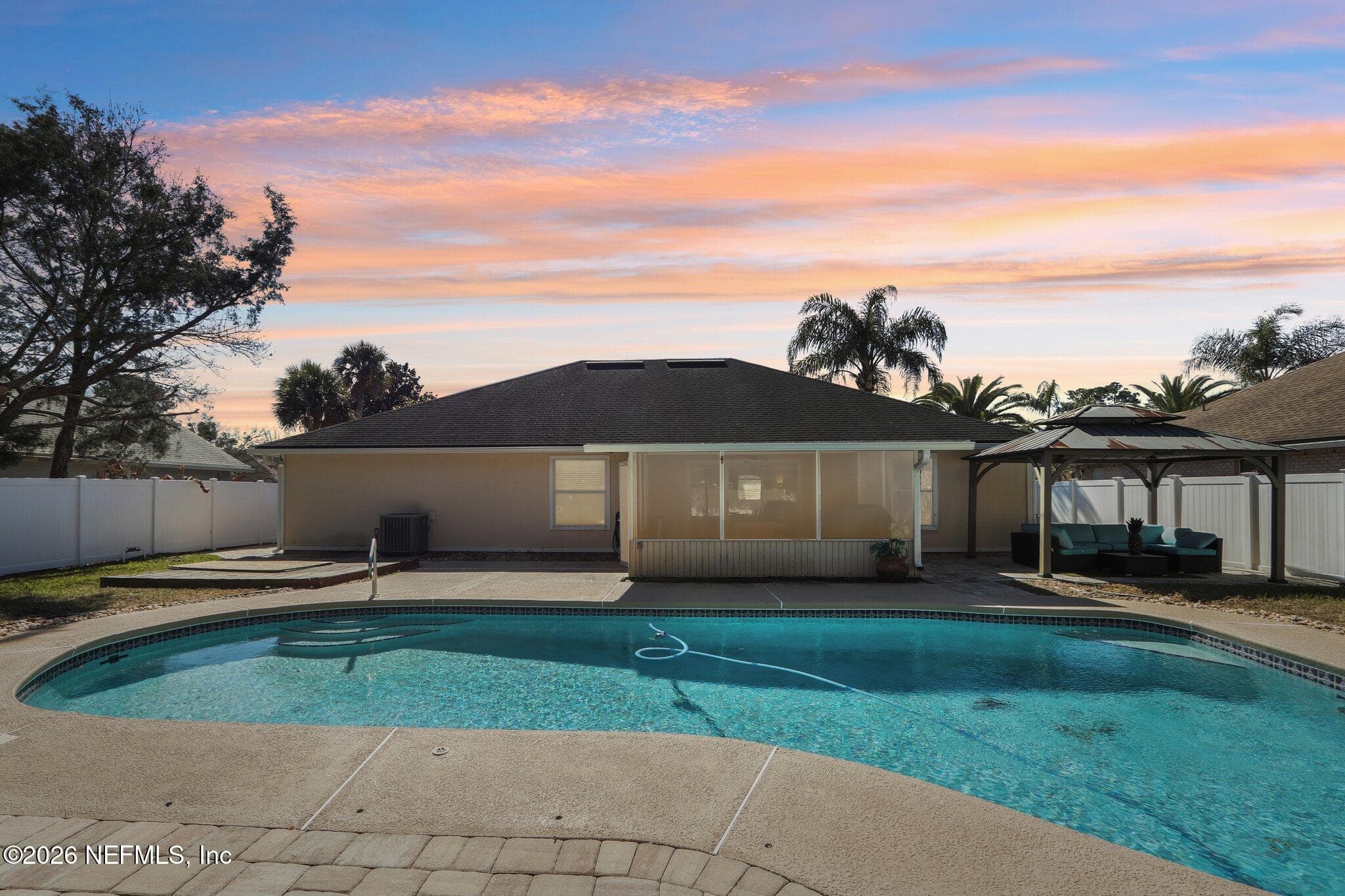 12215 RUTH LAWN Court, Jacksonville — photo 2