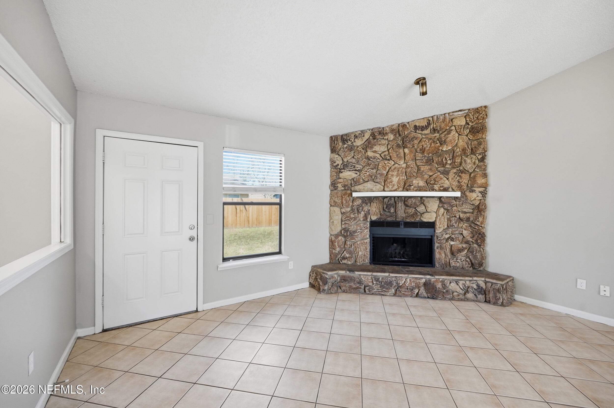 10919 GREAT SOUTHERN Drive, Jacksonville — photo 3