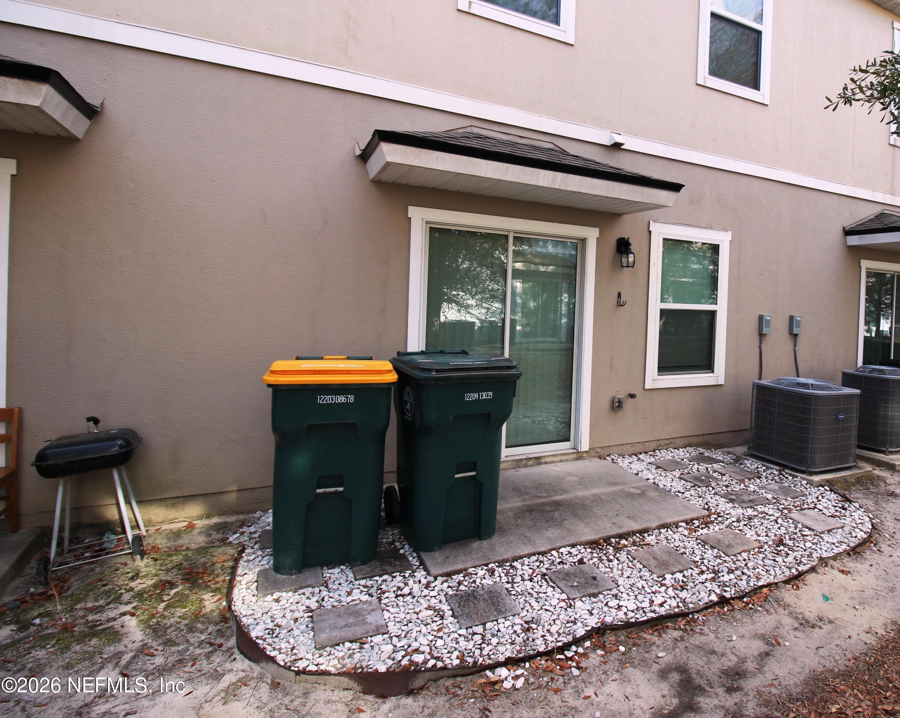 335 ARALIA Lane, Jacksonville, FL 32216, Jacksonville — photo 3