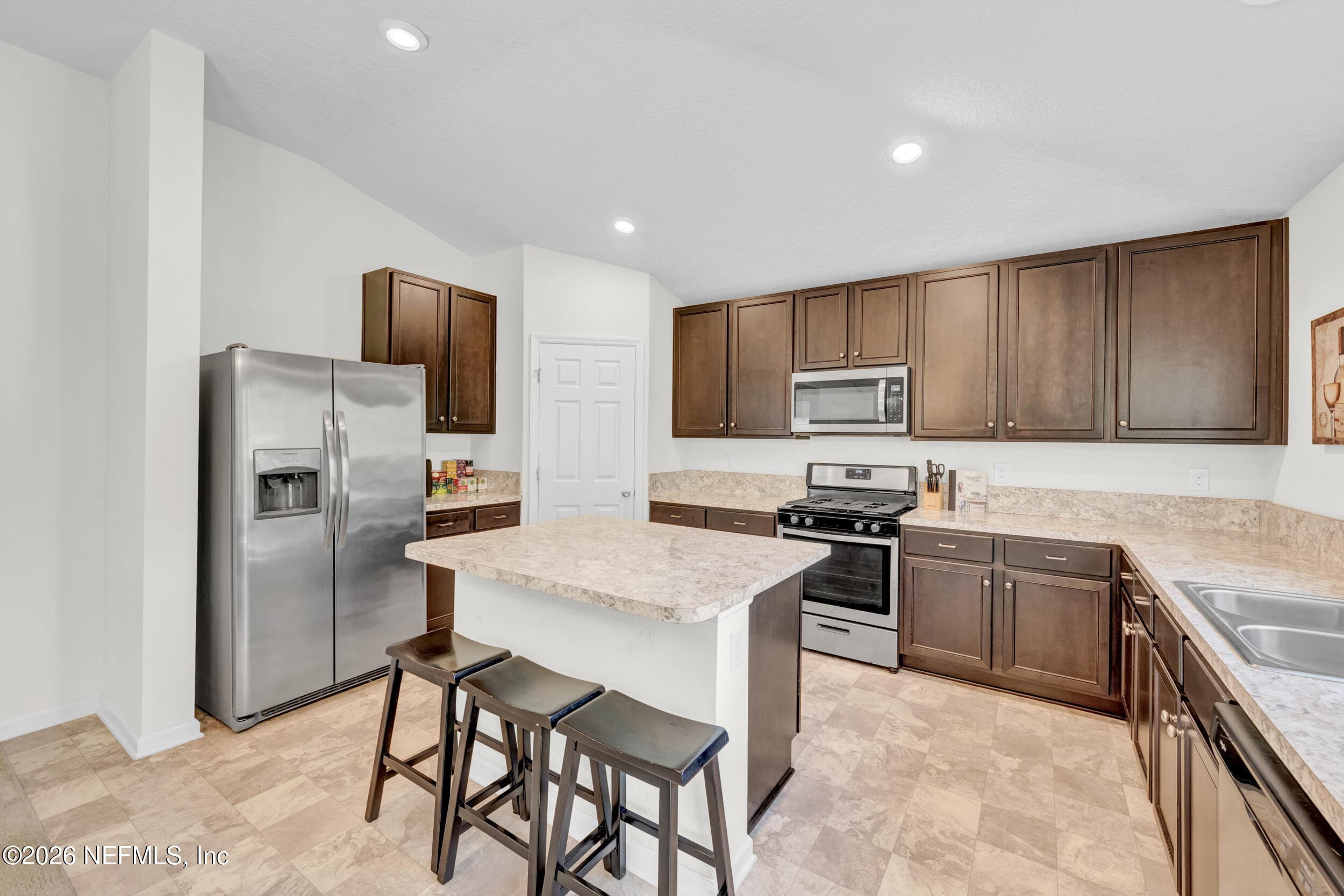 7657 SUNNYDALE Lane, Jacksonville — photo 3