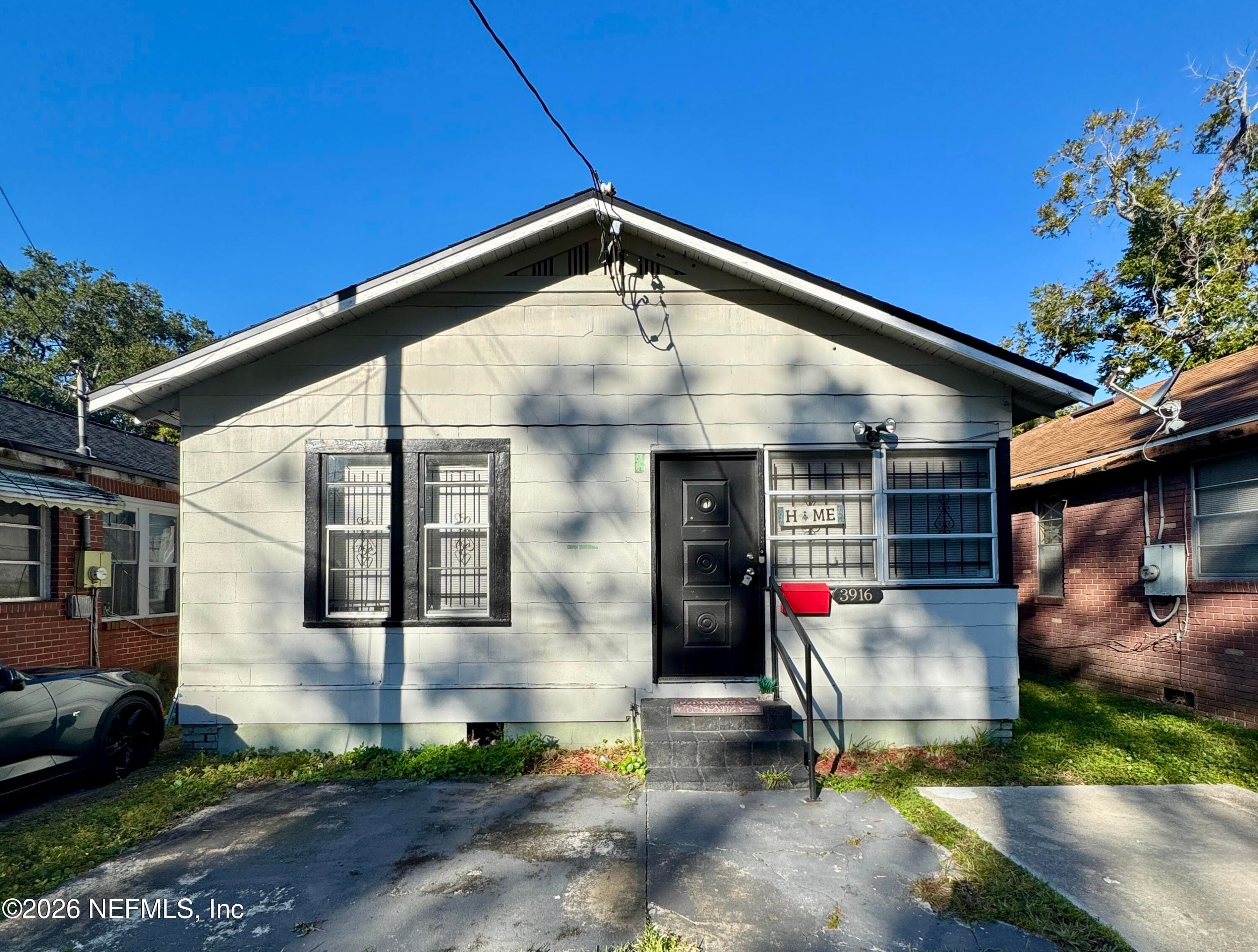 3916 N DAVIS Street, Jacksonville — exterior