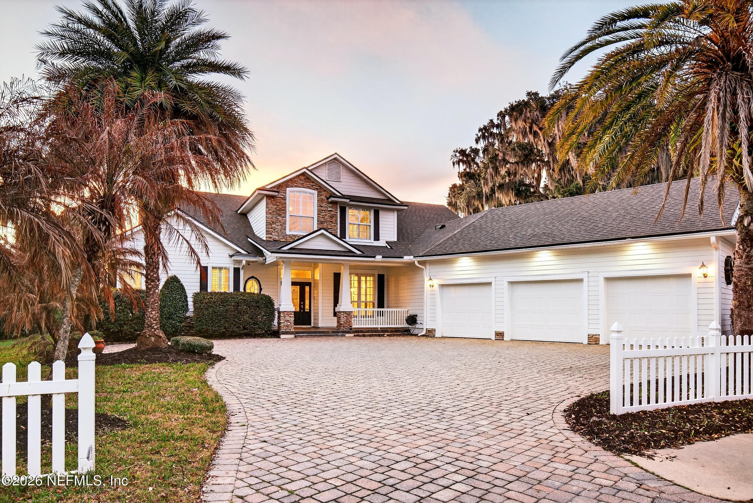 1855 MOORINGS Circle, Middleburg — exterior