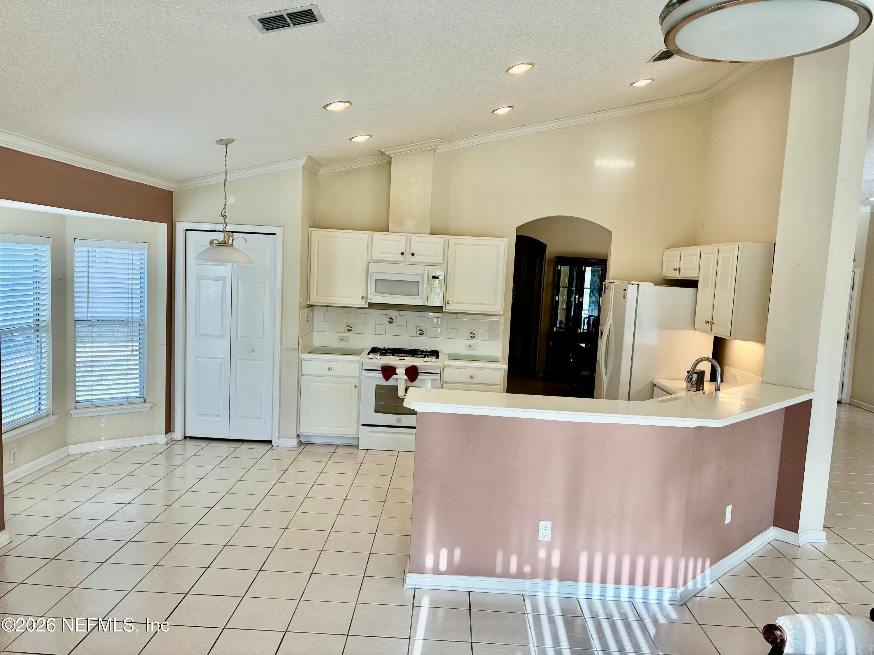 11148 TURNBRIDGE Drive, Jacksonville — exterior