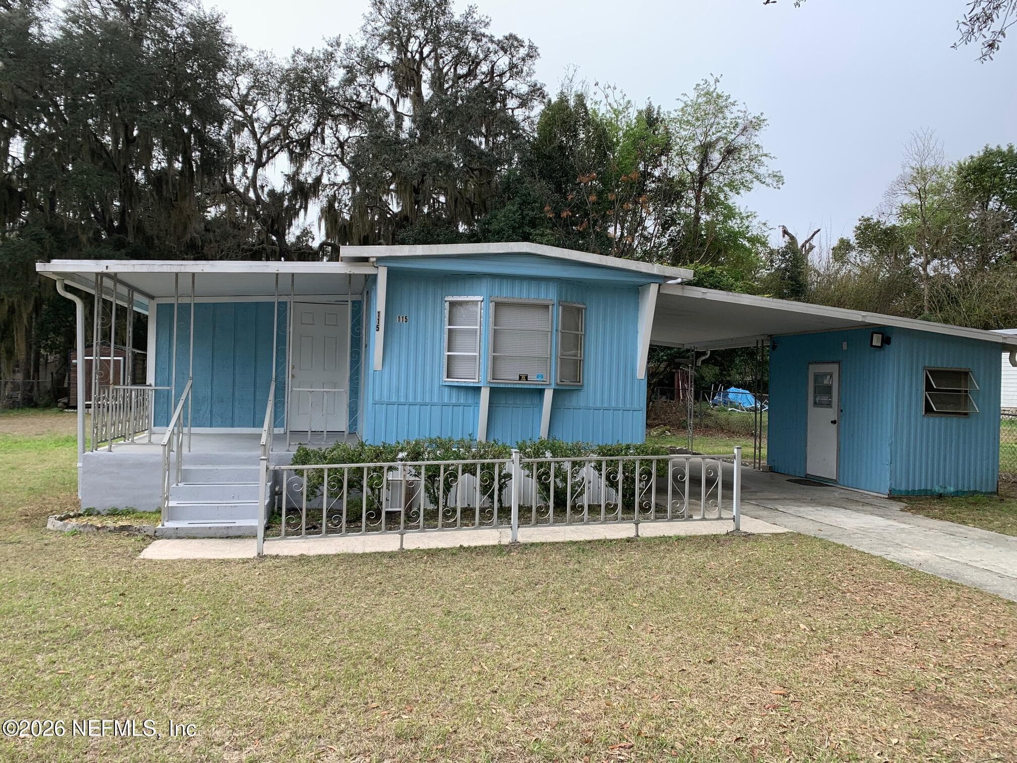 115 SAWYER Street, Interlachen — exterior