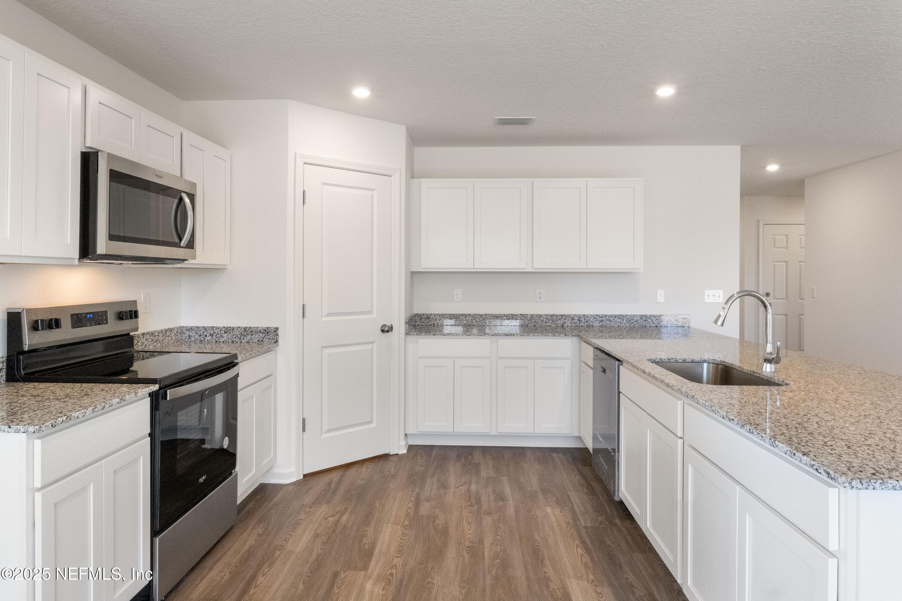 10394 GREYSTONE Drive, Glen St. Mary, FL 32040, Glen St. Mary — photo 3