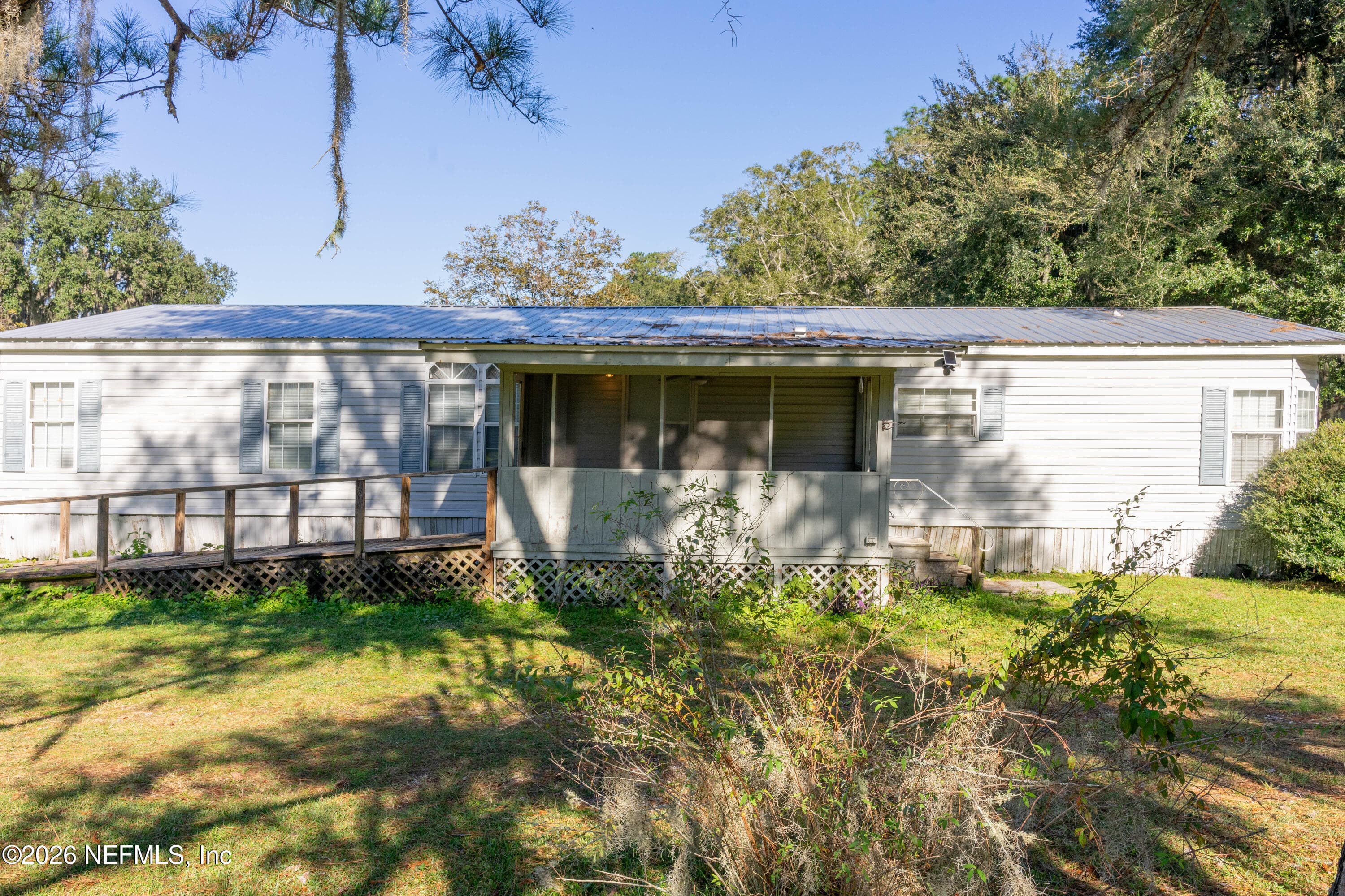 10569 MONCRIEF DINSMORE Road, Jacksonville — exterior