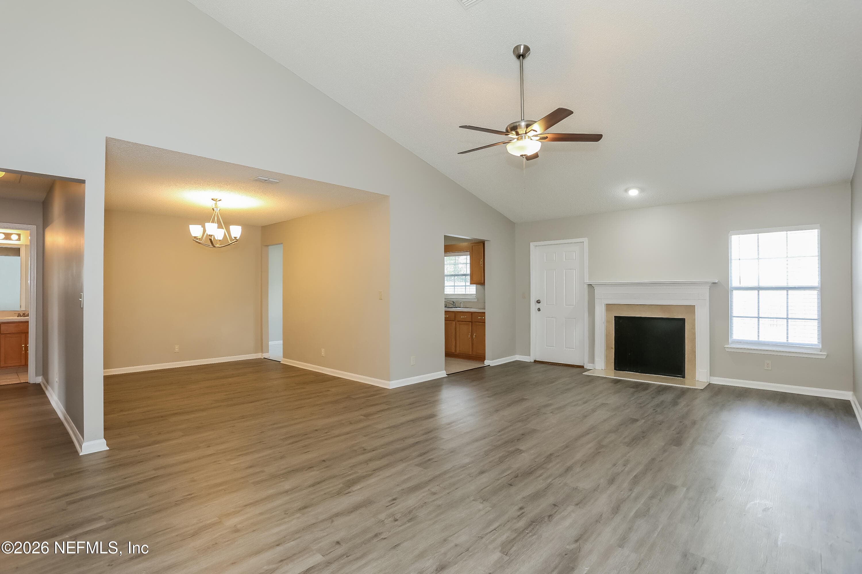 12635 ASHGLEN Drive N, Jacksonville, FL 32224, Jacksonville — photo 2