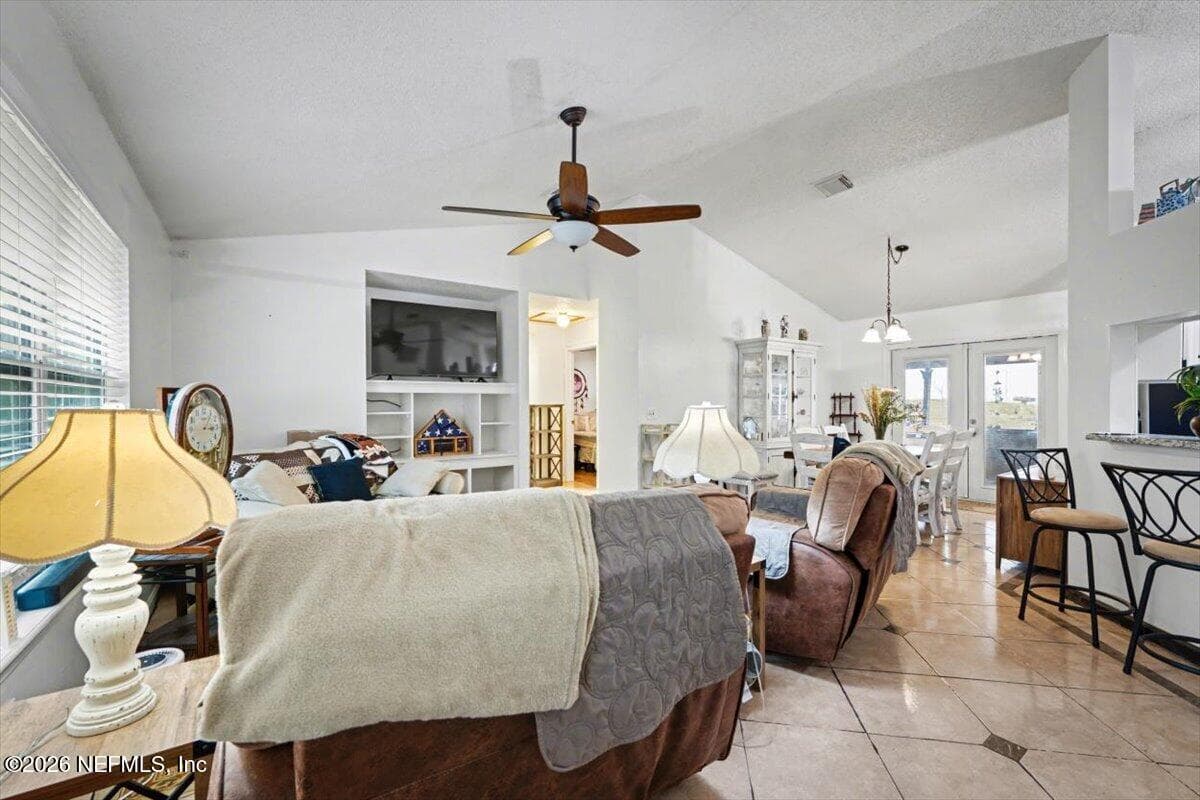 53 LION Street, Middleburg — photo 3