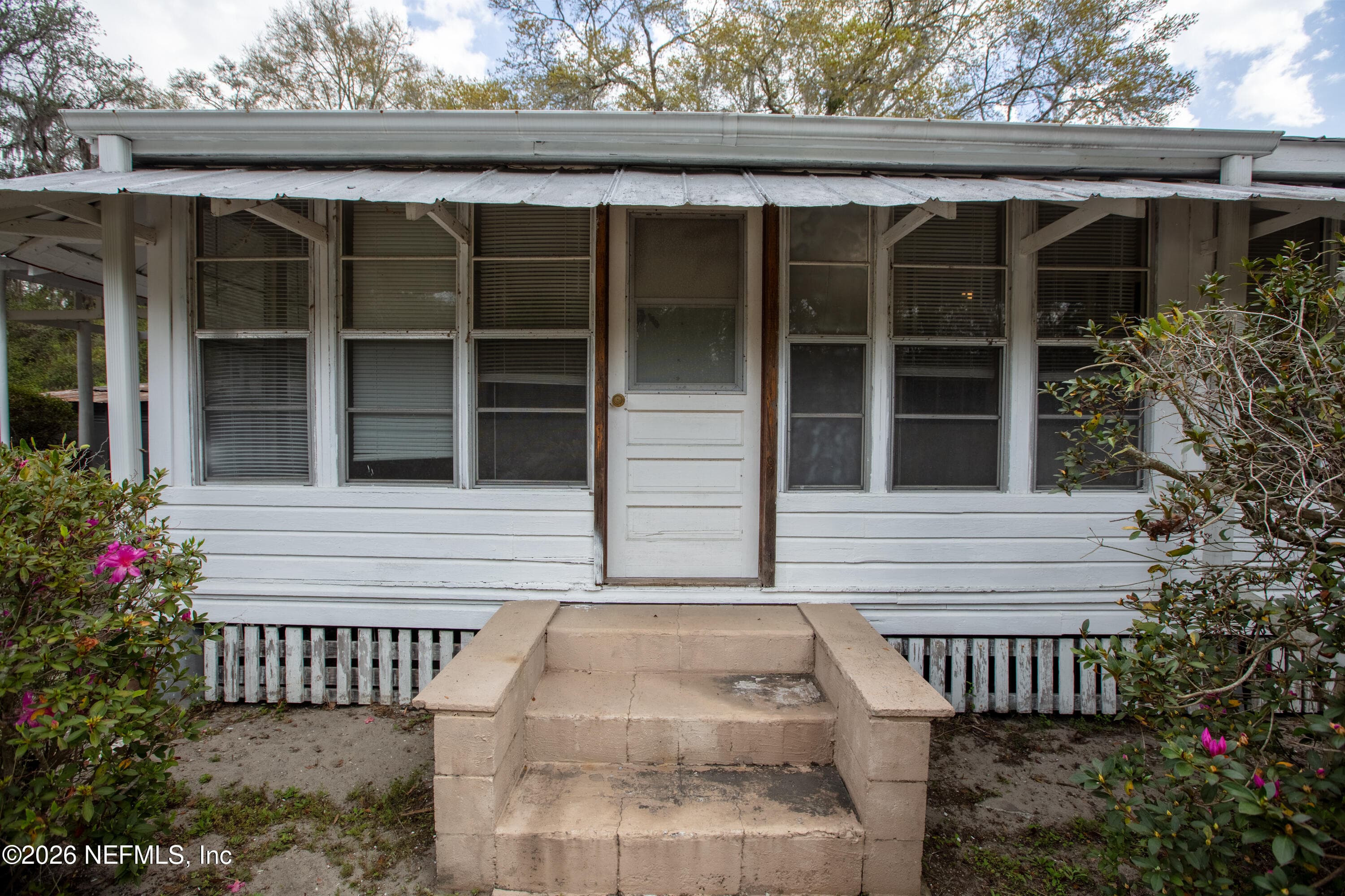 412 S COUNTY ROAD 21, Hawthorne — exterior