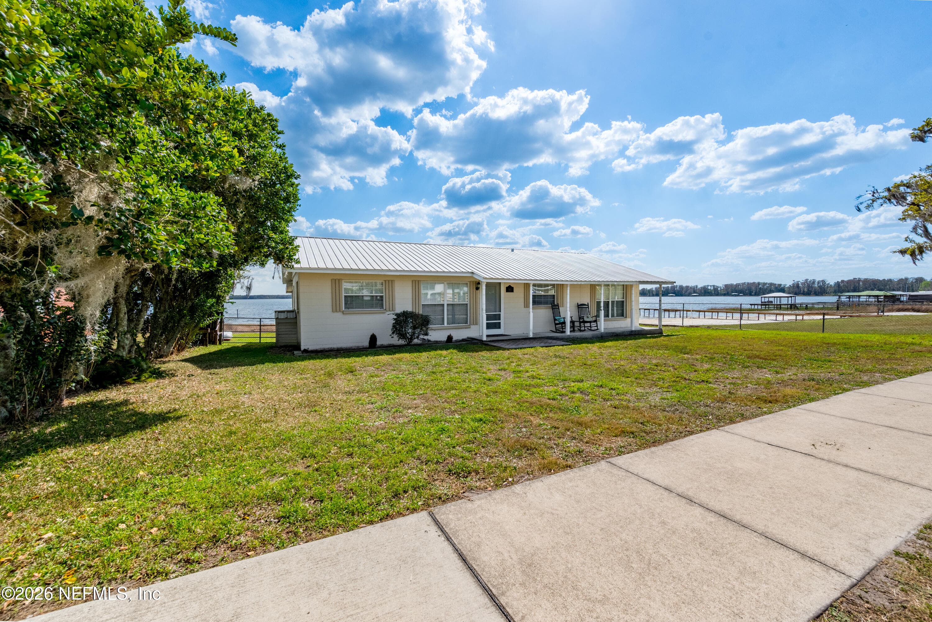 7932 SW COUNTY ROAD 18, Hampton — photo 3