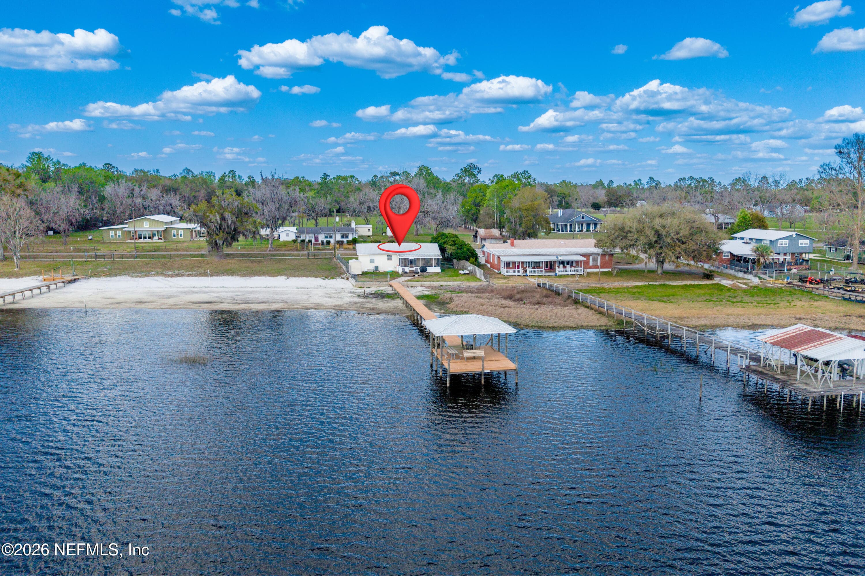 7932 SW COUNTY ROAD 18, Hampton — exterior